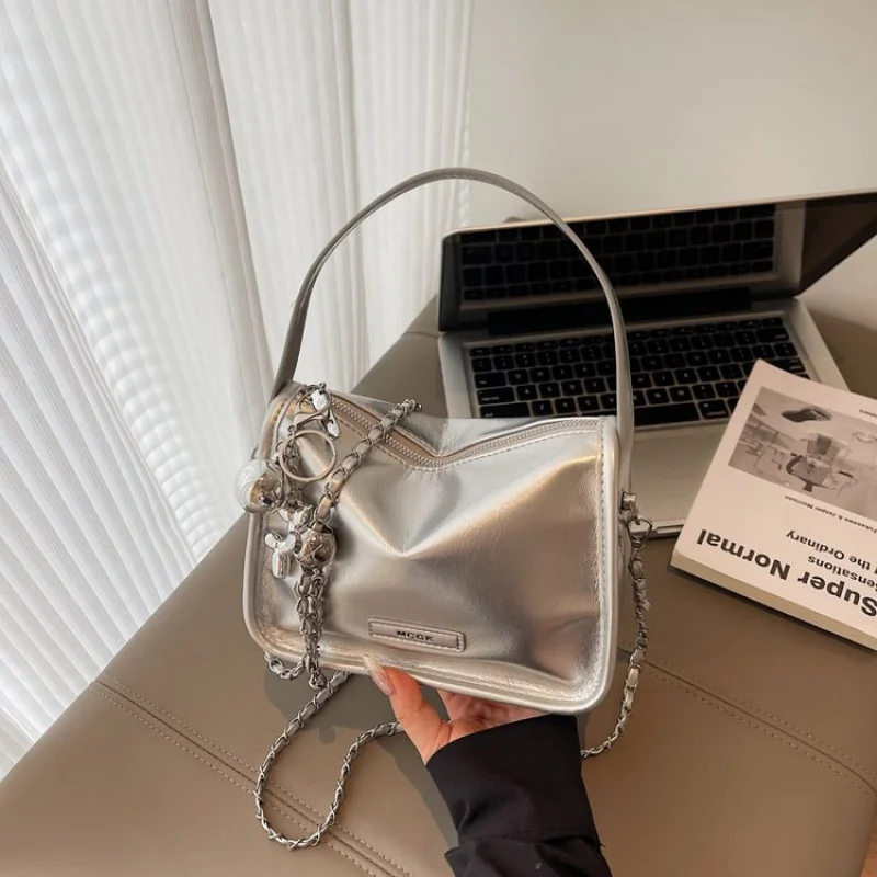 

High-End Women's Elegant Leather Crossbody Bag Paris Fashionable Casual Vintage Ladies Shoulder Messenger Bag