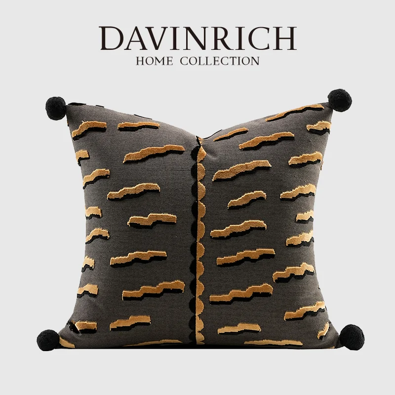 

DAVINRICH Tiger Beat Cushion Cover Luxurious Jacquard Velvet With A Textured Background Decorative Pillow Case For Hotel Office