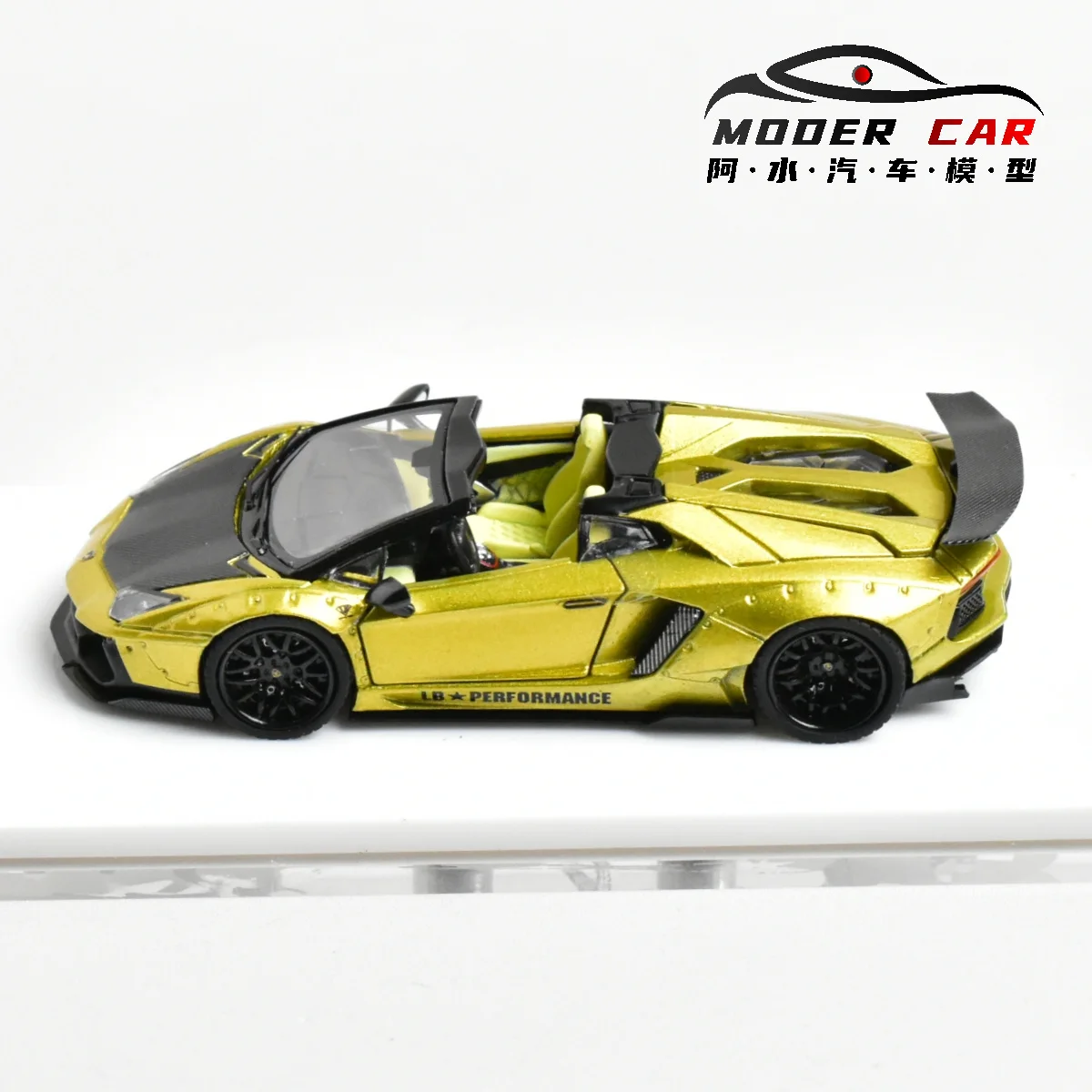 RM 1:64 Aventador LP700-4 เปิดรถโมเดลDiecast