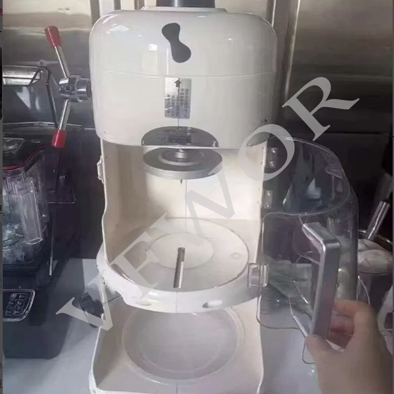 Commercial Snowflake Soft Ice Machine Fully Automatic  Customizable 110V
