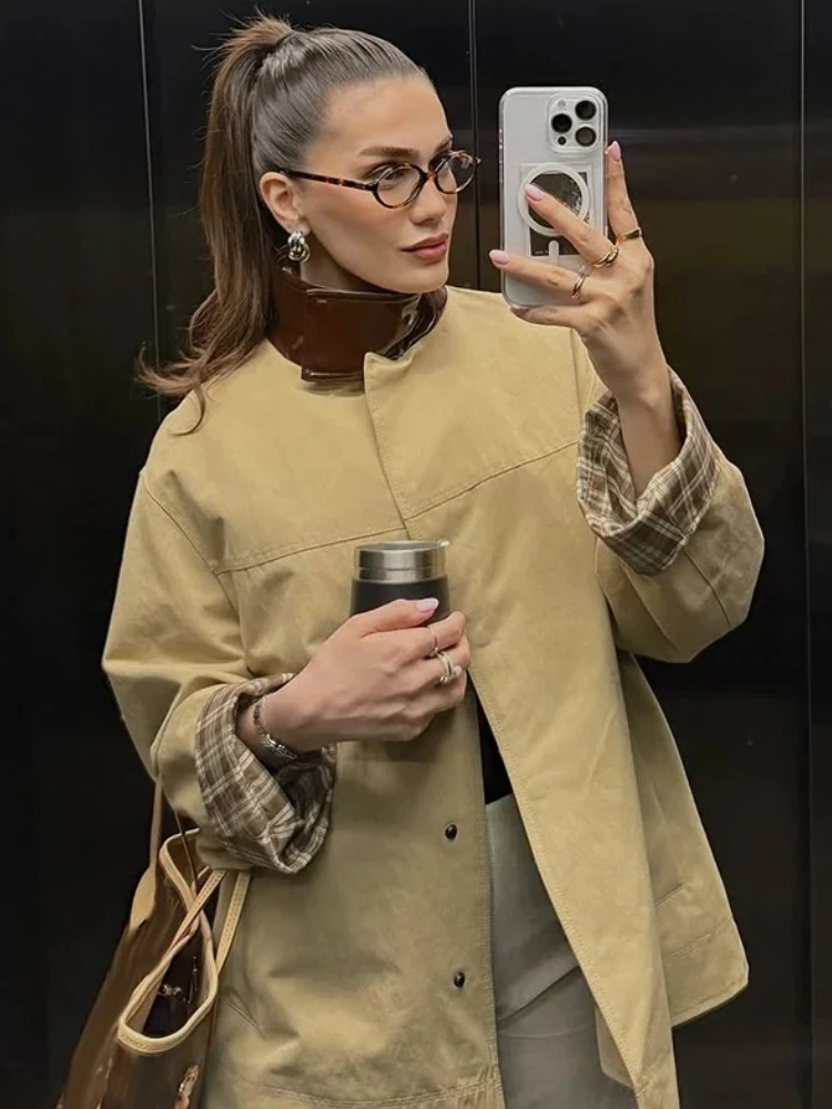 

Woman's Chic Contras Collar Jacket Contrasting Shiny Collar Long Sleeves Loose Jacket Coat Autumn New Female Fashion Outerwear