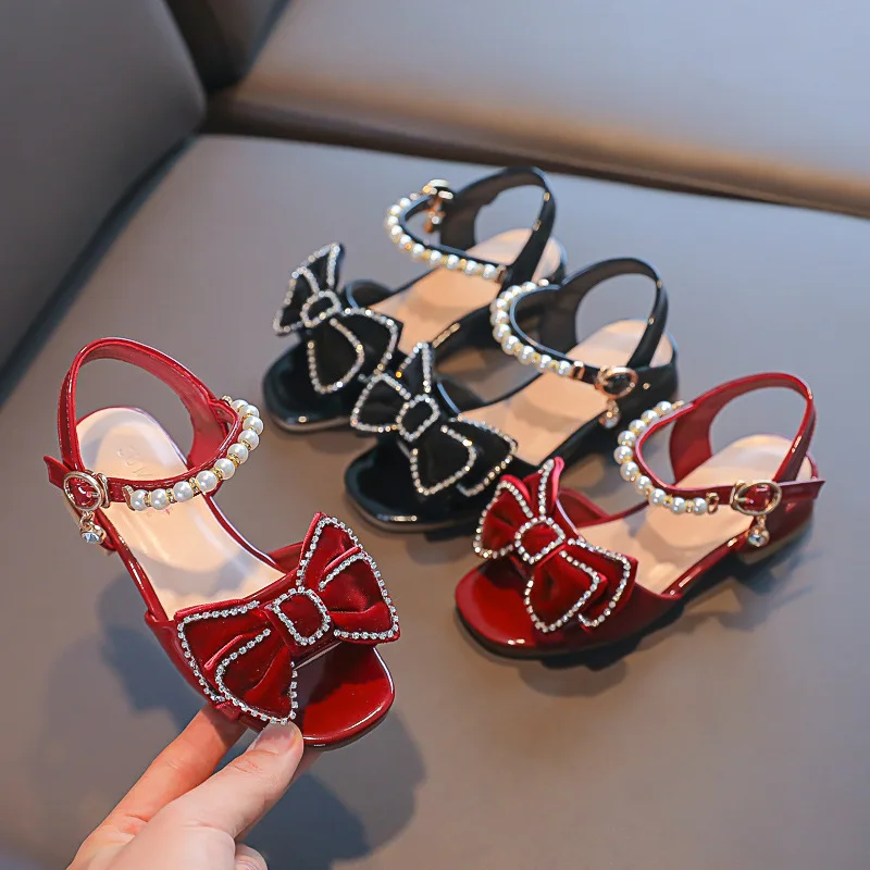 Summer Sandals Pearl Rhinestone Bow Fashion Princess Shoes 2023 New Girls Shoes Non-slip Kids Sandals Black Red Size 25-36 G609