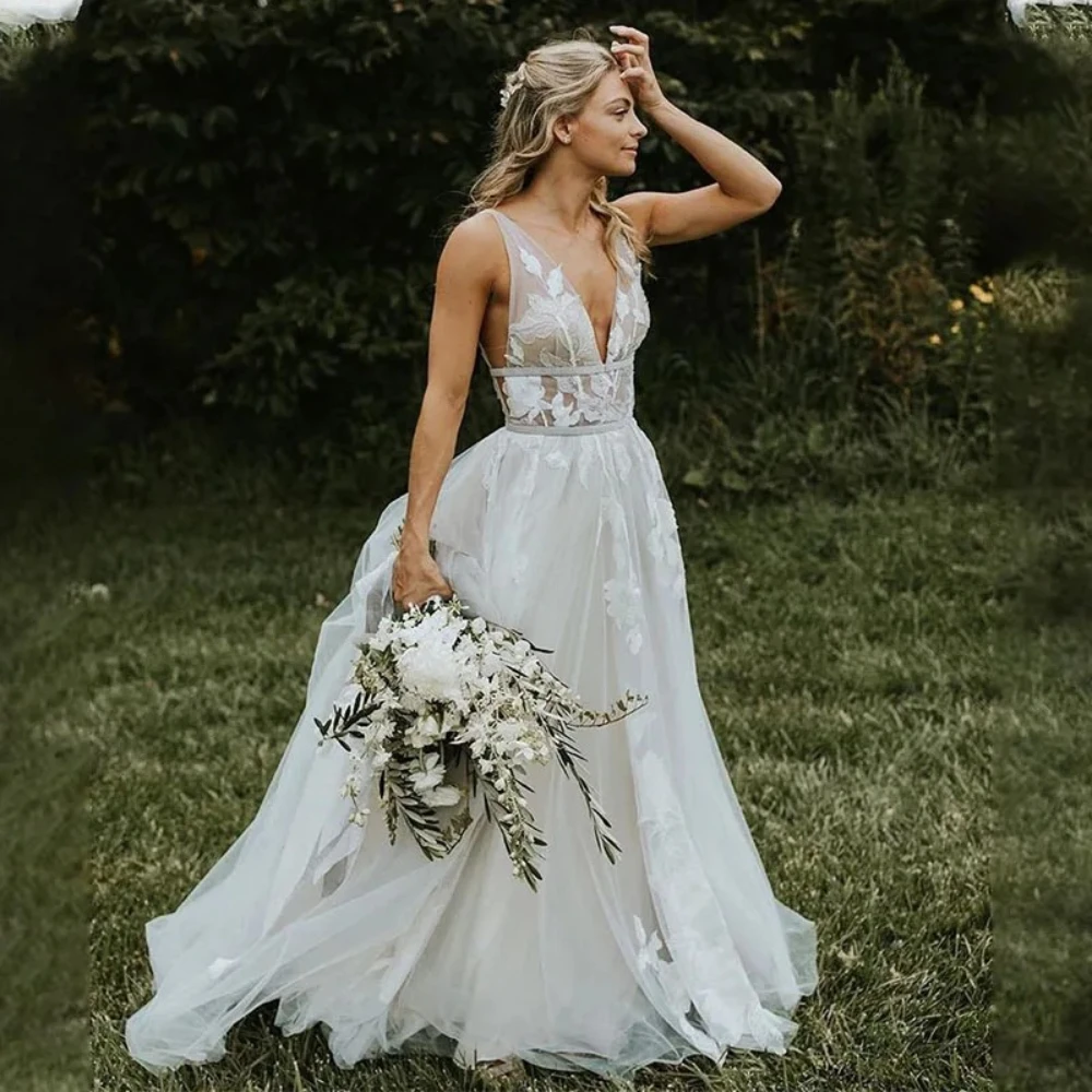 Boho Deep V-neck Tulle A-line Wedding Dresses Sleeveless Appliques Backless Floor Length Bridal Gown vestido de novia