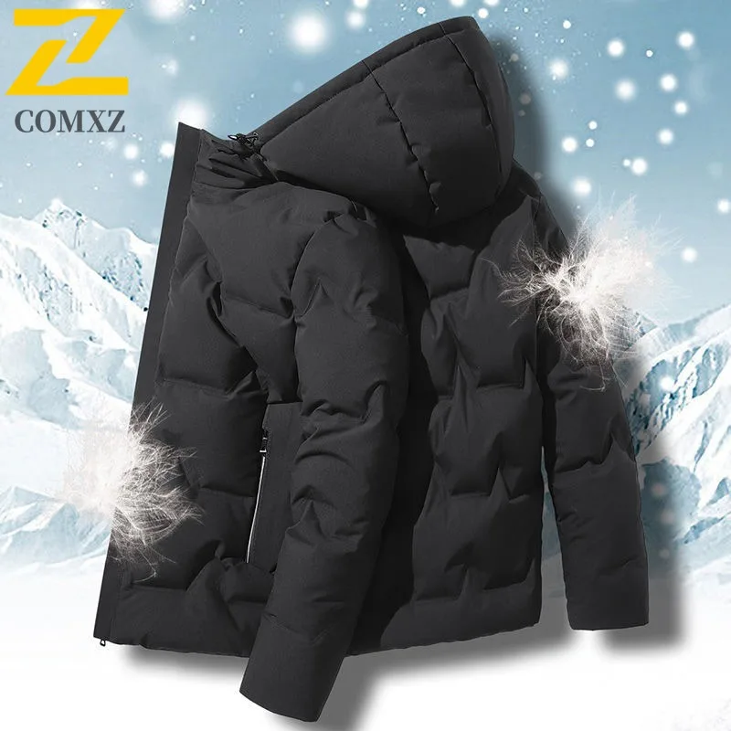COMXZ Men Short Down Jacket  Classic Hooded Collar Korean Fashion Lightweight Down Coat Leisure Camping Thickened Warm Parka