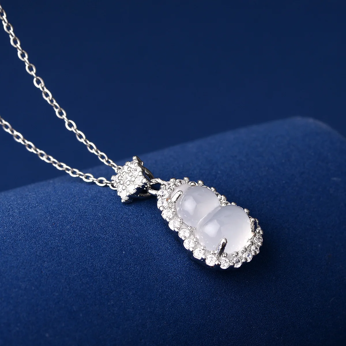 

Ожерелье с подвеской Heavy Industry Jade Marrow Little Fulu для женщин, ретро-стиль, нишевая цепочка на ключицы