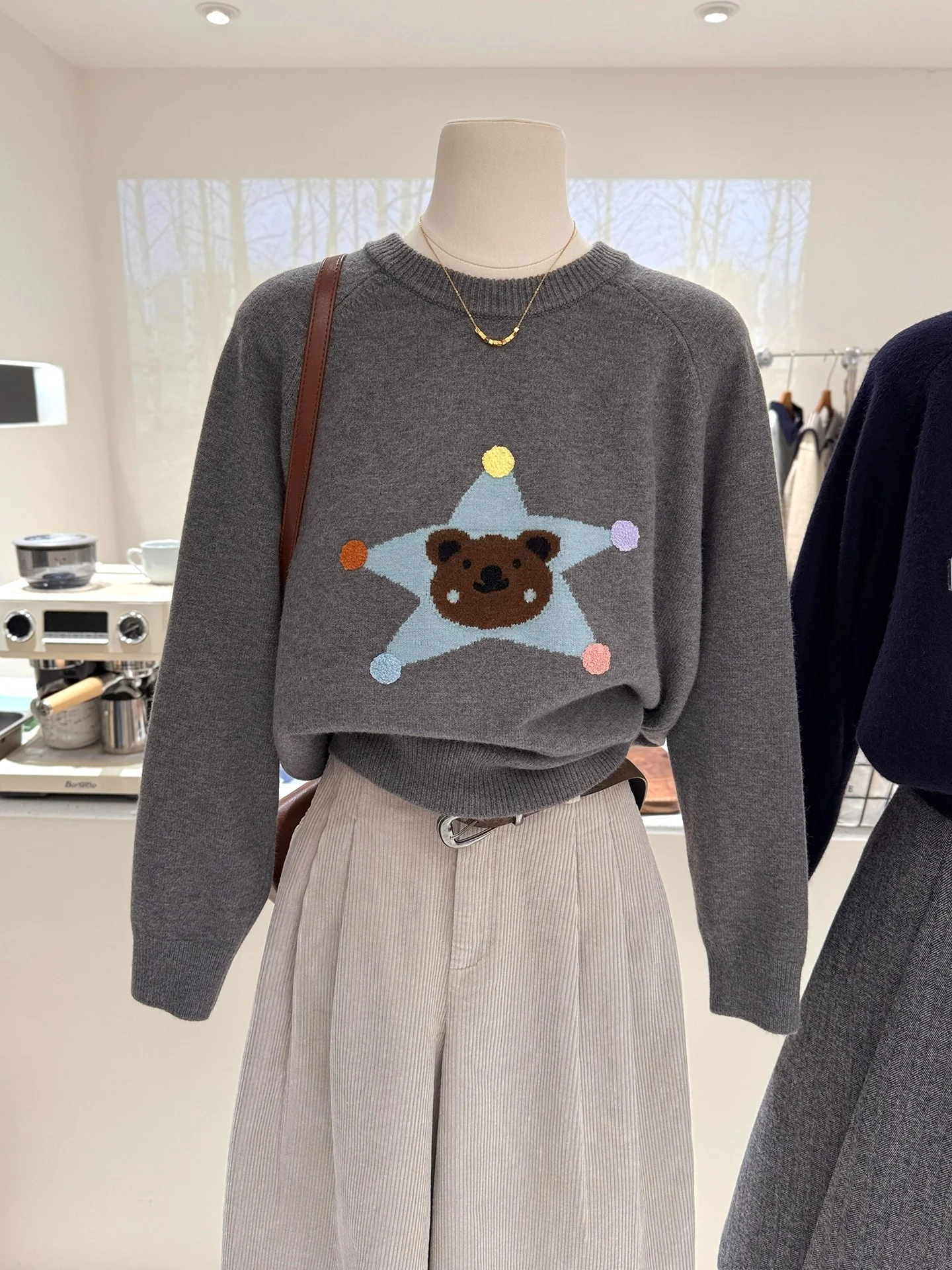 Retro Korean Sle Women's Knitted Sweater round Ne Loose Fit Soft Cozy Cartoon Bear Star Print Autumn Winter New Arrival