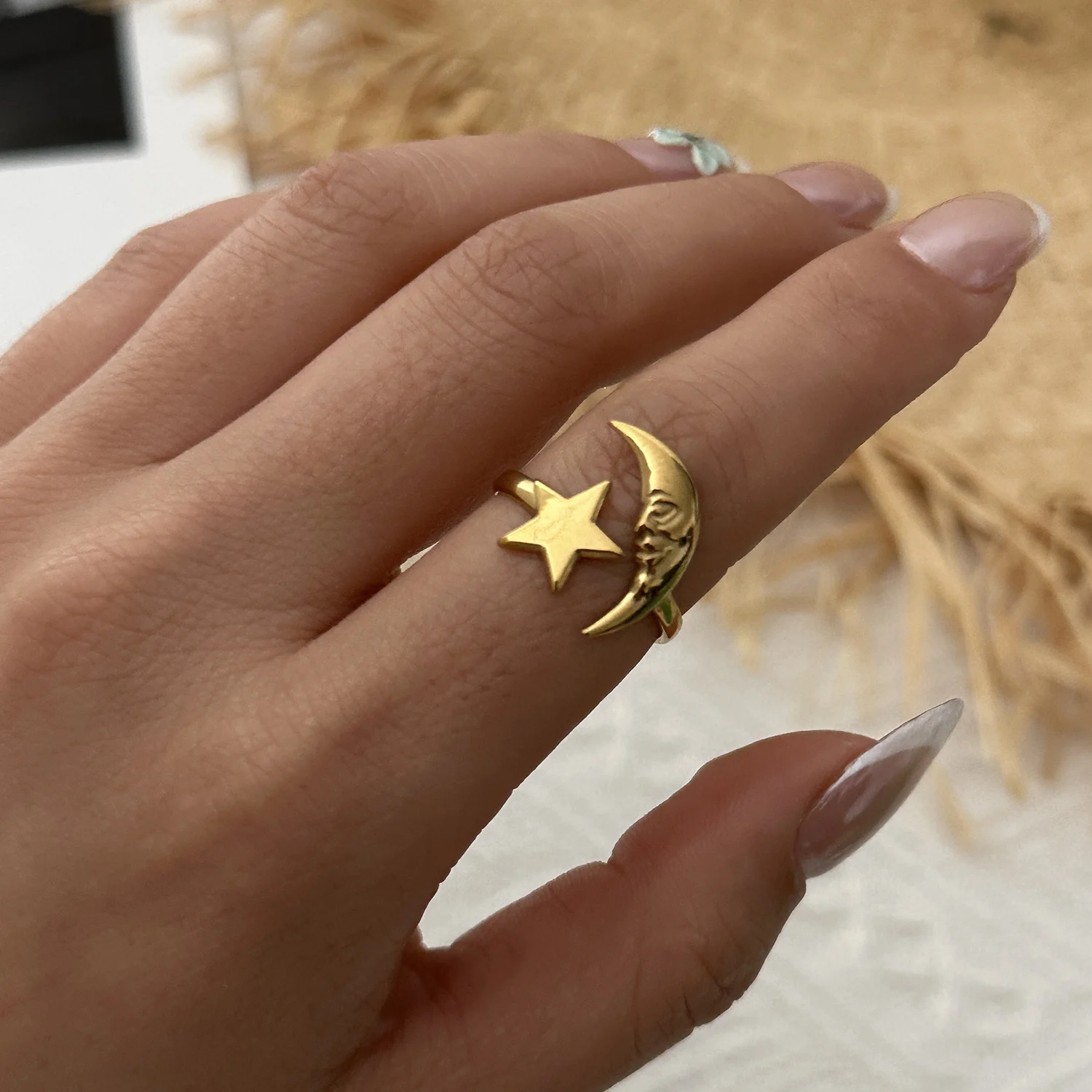 5-teiliges Vintage-Set mit Blatt-Textur Edelstahl-Ringe in Goldton für Frauen, Stapelbare Boho-Statement-Ringe für den Alltag, Eleganter Natur-Schmuck – Detail 10