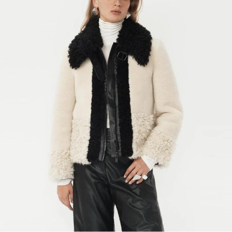 

Retro Edgy Cropped Jacket Cream & Black Contrast Shearling Paneled Stylish Outerwear Versatile Designer Trendy Women'sstreetwear