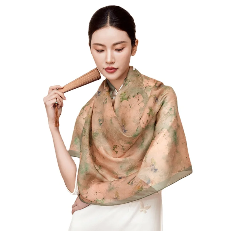 Silk Shawl Women\'s Plant Flower Printing and Dyeing Color Fashion High-End Spring Summer Multi-Functional Retro Chinese Gift Box