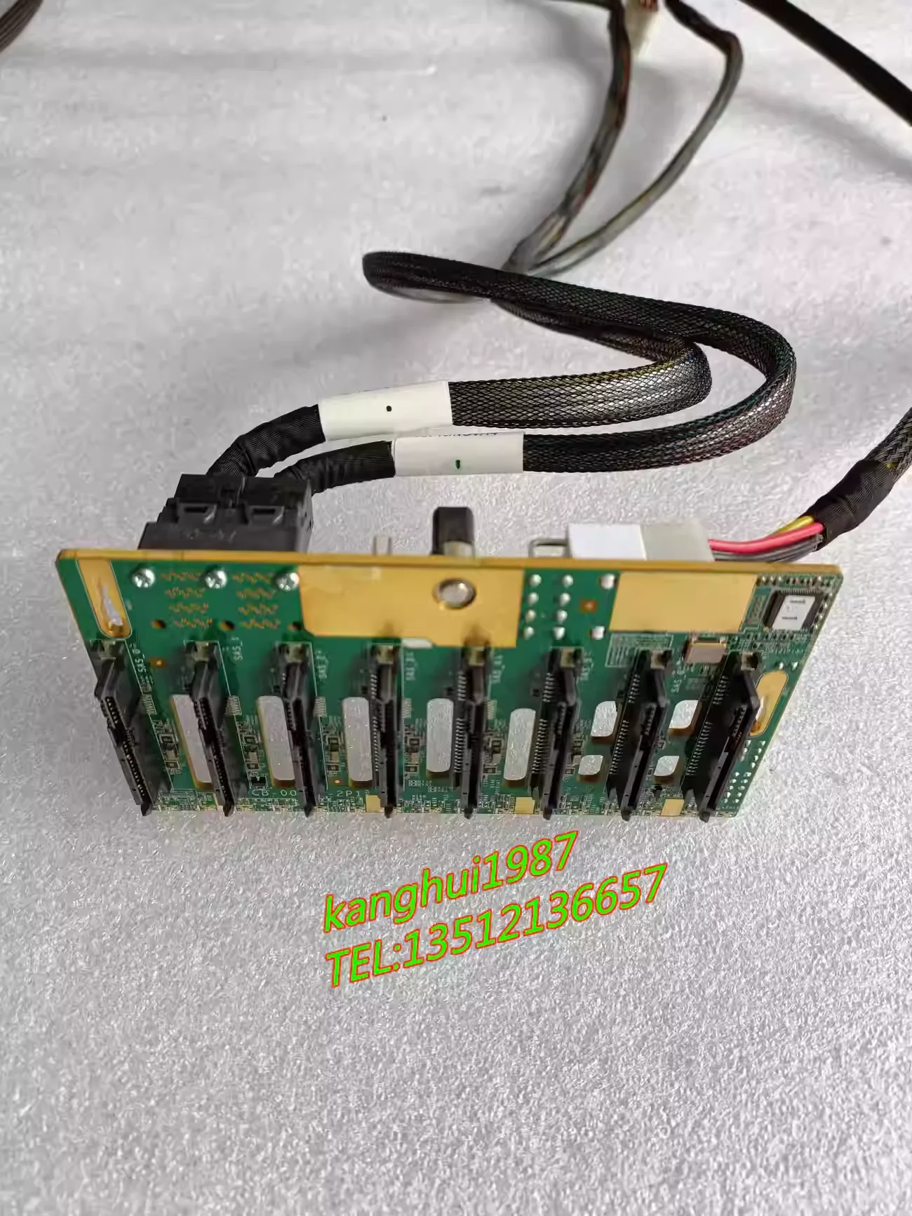 

Для Inspur NF5460 M4 2,5-дюймовая 8-слотовая плата подключения жестких дисков YZCA-00362-201 12G с кабелем