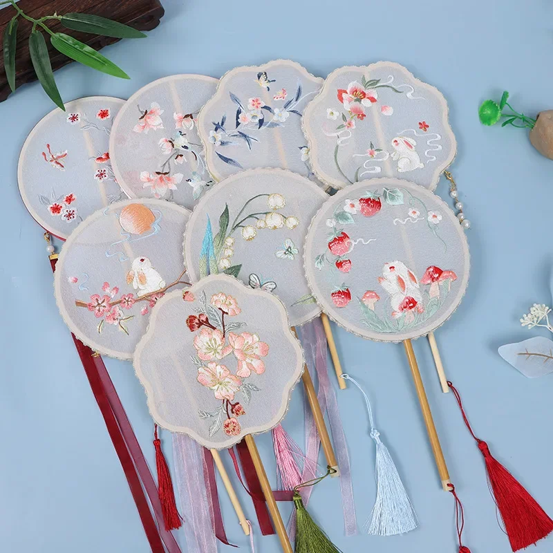 

Embroidery Circular Fan Embroidery Jade Hare Koi round Fan Hanfu Vintage Fan Bamboo Long Handle Children