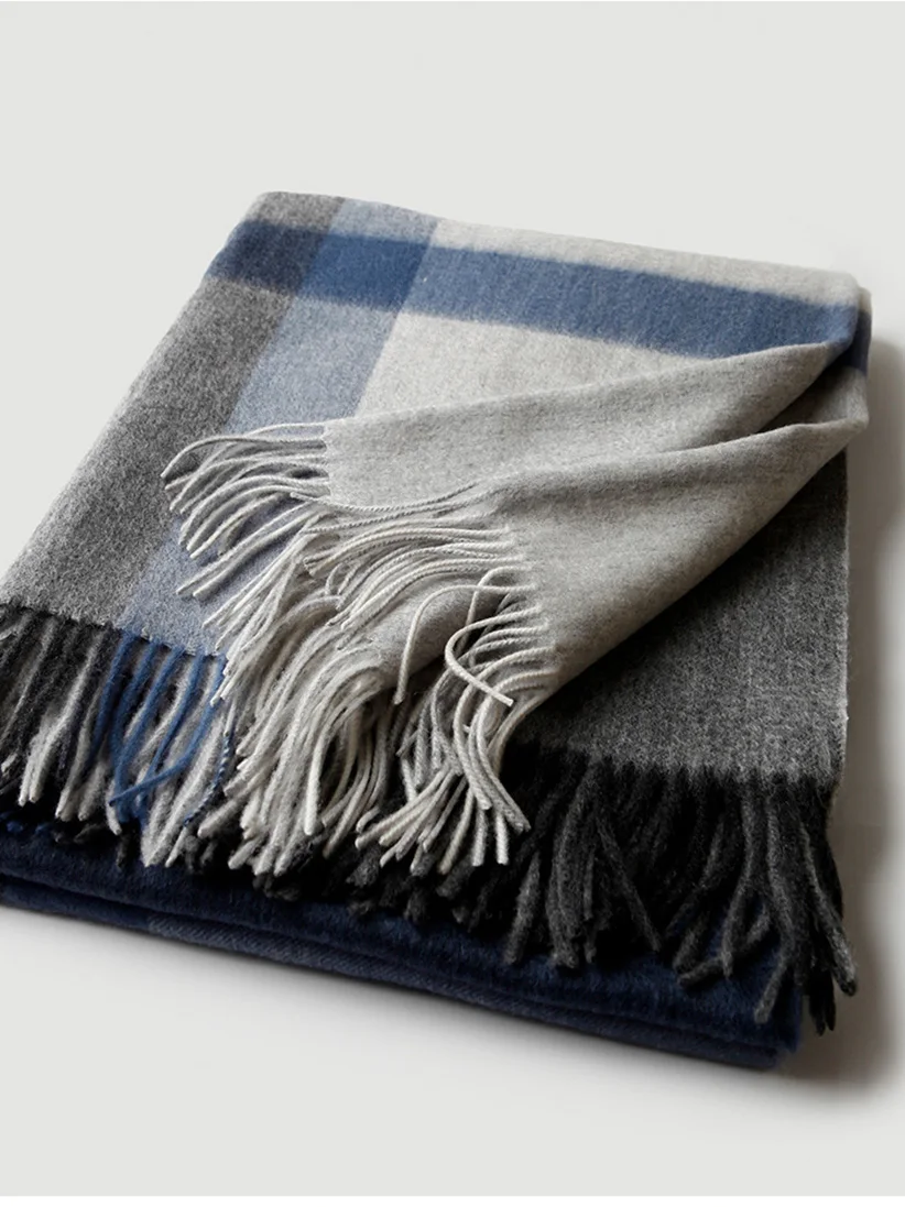 

100% Lamb Wool Plaid Blanket Shawl Wool Soft Warm Cover Sofa Throw Bedspread Travel Nap Wrap Blanket Home Decoration