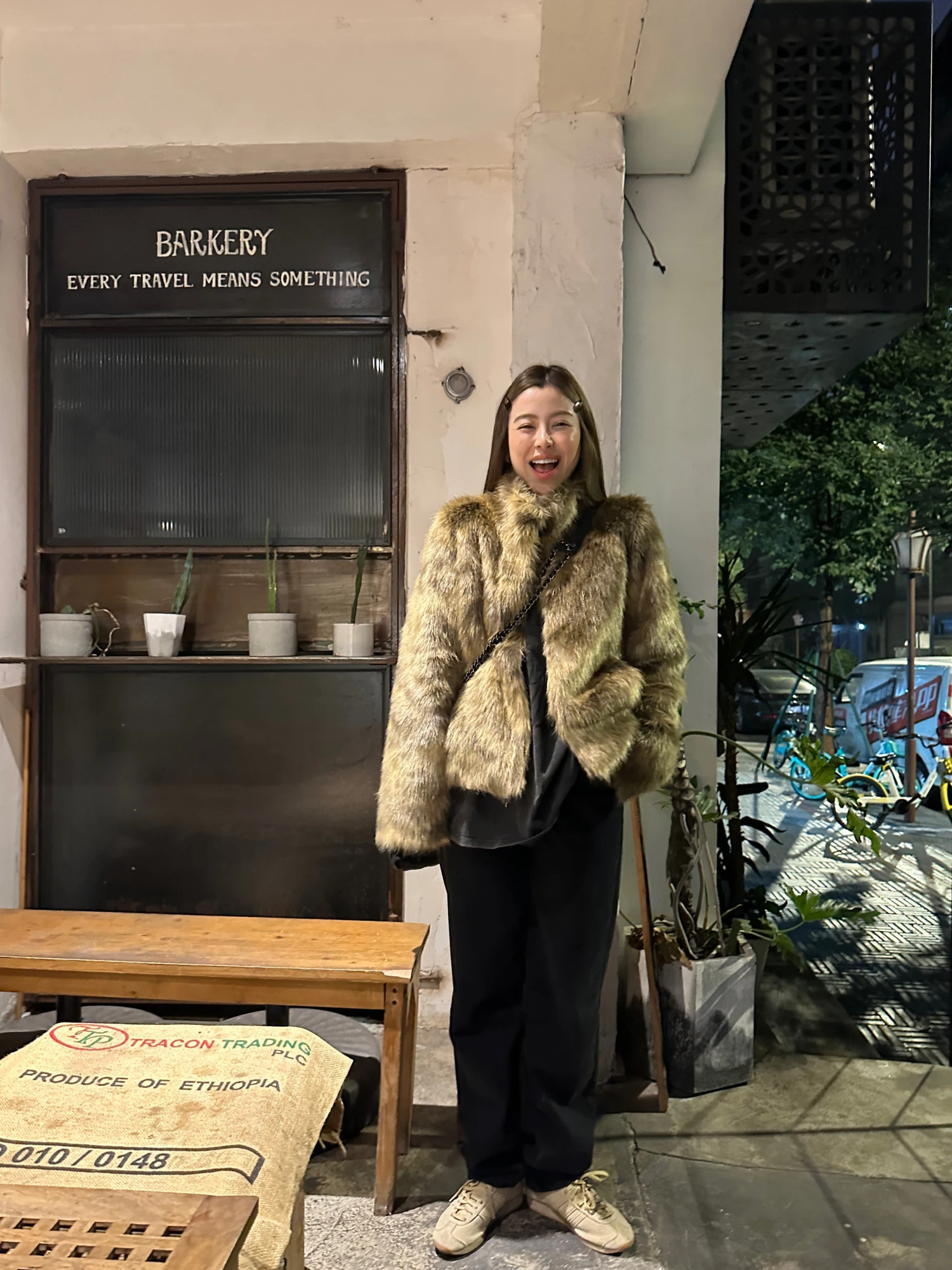 Winter French high-end faux faux eco-friendly fur, retro short fur coat