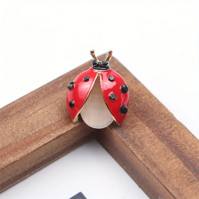 Mini Insect Brooch Seven Star Ladybug Anti-slip Accessory Corsage Cute Dress Buckle Pin