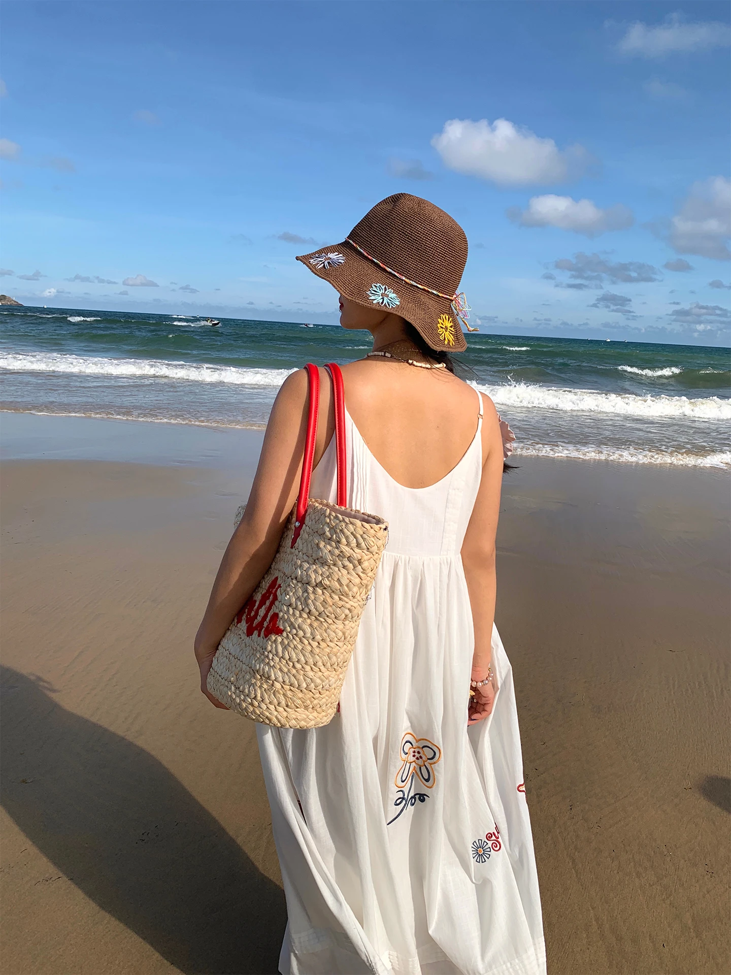 Witte geborduurde riem Dr. Losse V-Ne katoen Zomer Casual Sle Dames Faion 2025, nieuwe collectie Ci Pendelen A-lijn Dr