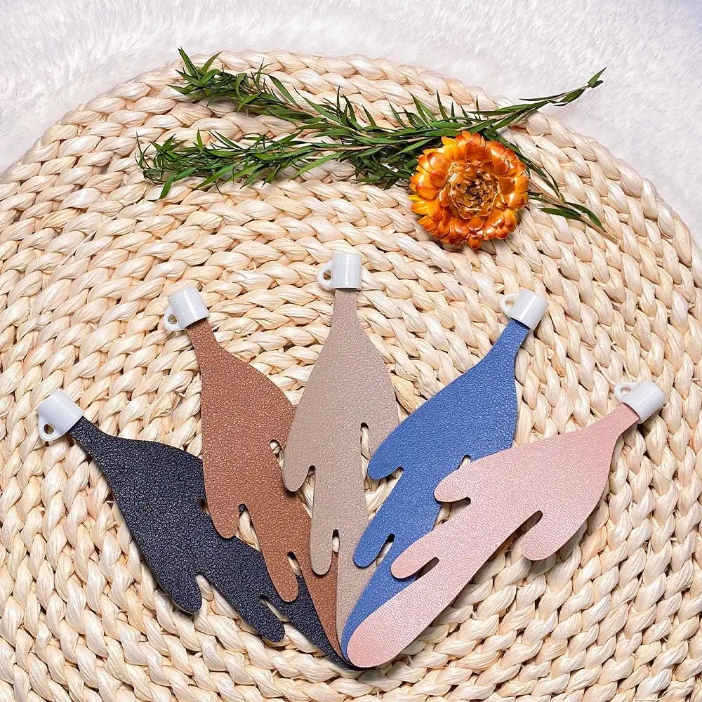 

1Pc Mini Coffee Cup Bookmark Creative Spilled Coffee Shape Reading Gift Novelty Page Holder Literary Accessory Bookmark