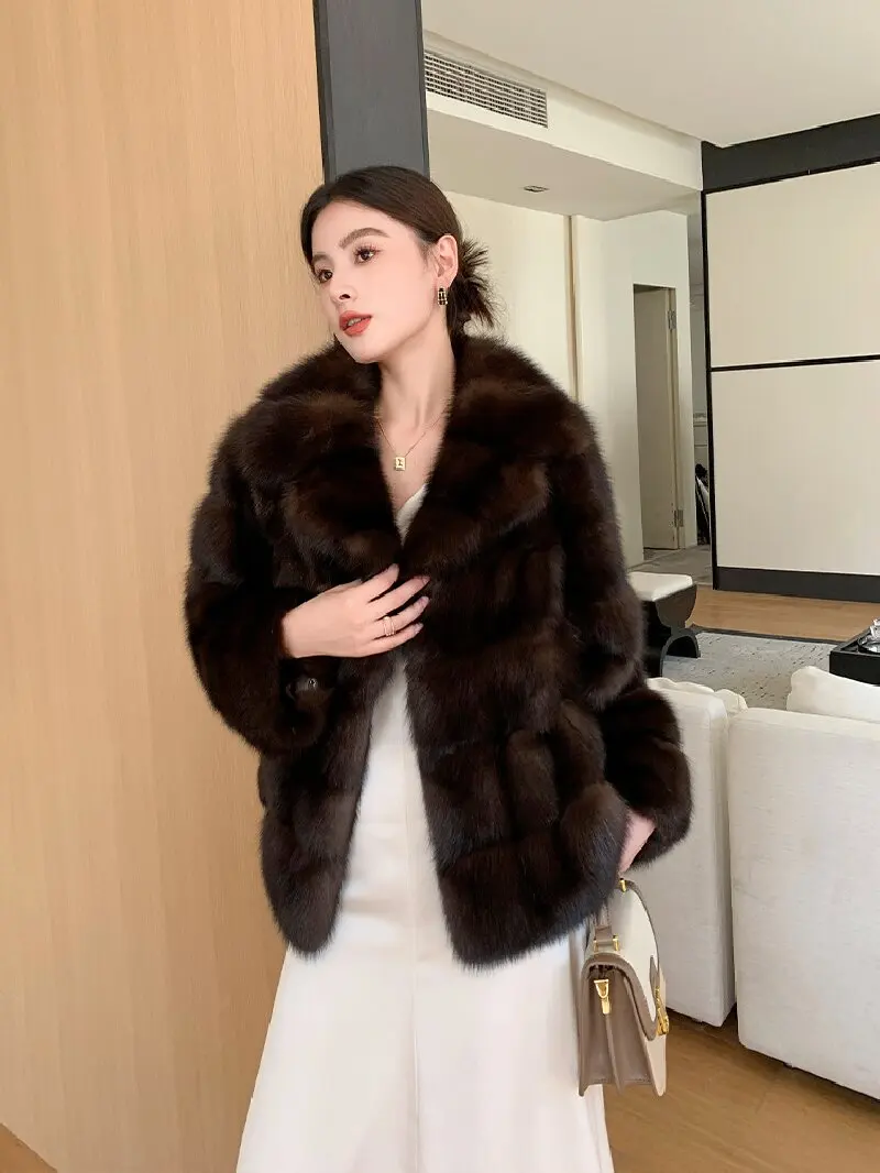 Mantel Pendek Bulu Mink Cokelat Tua Wanita Model Terbaru Musim Dingin 2025, Mantel Fashion Mewah Elegan Kelas Atas, Bulu Ramah Lingkungan, Item Wajib Dimiliki