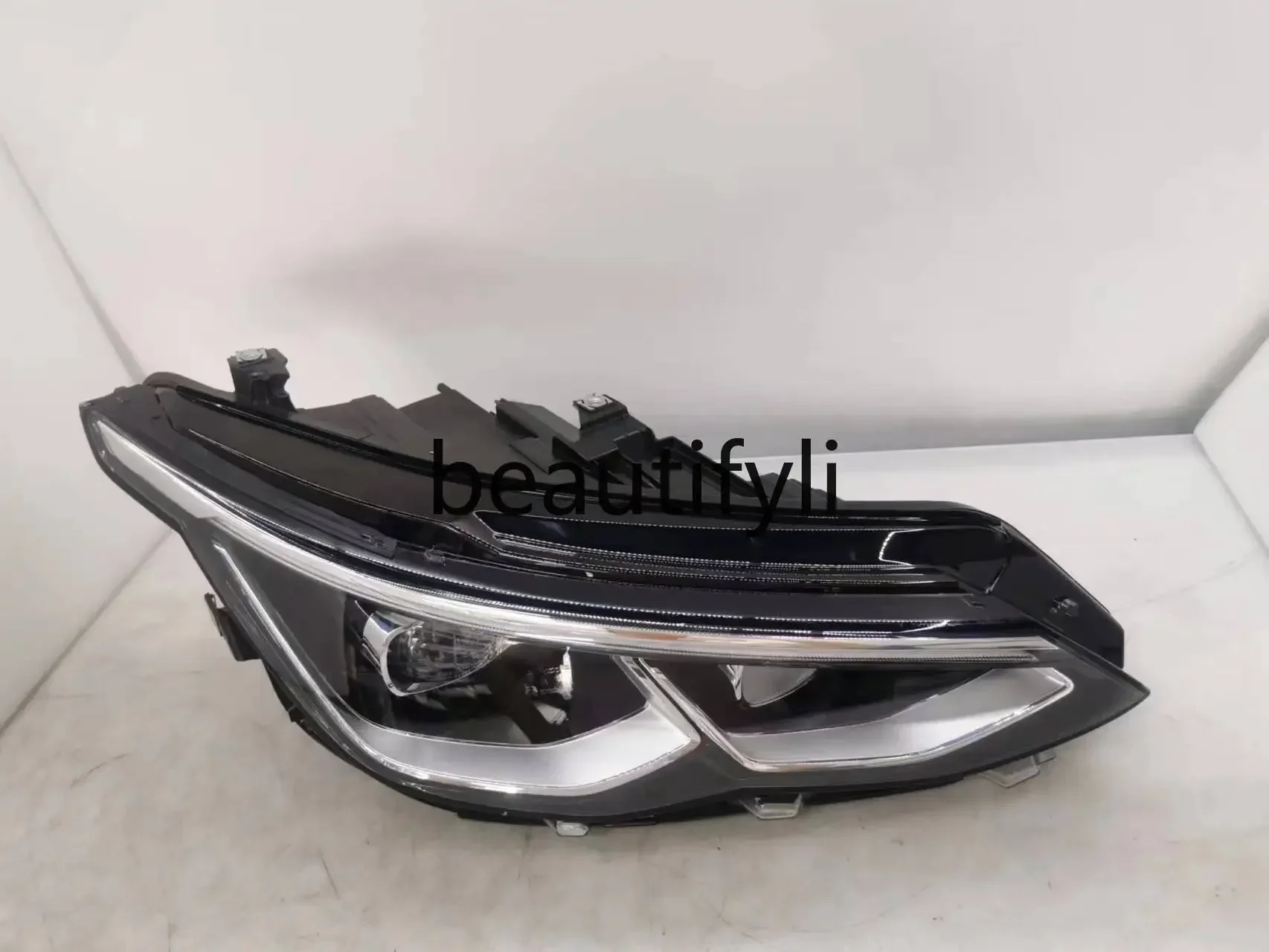 

Headlight assembly led daytime running light car dismantling second-hand accessories Genuine lamps and lanterns 3512