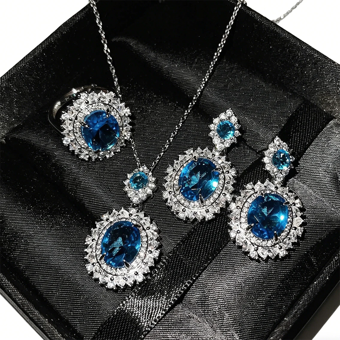 4Pcs Blue Crystal Silver Jewelry Set for Women Necklace Earrings Ring Elegant Wedding Party Anniversary Birthday Gift