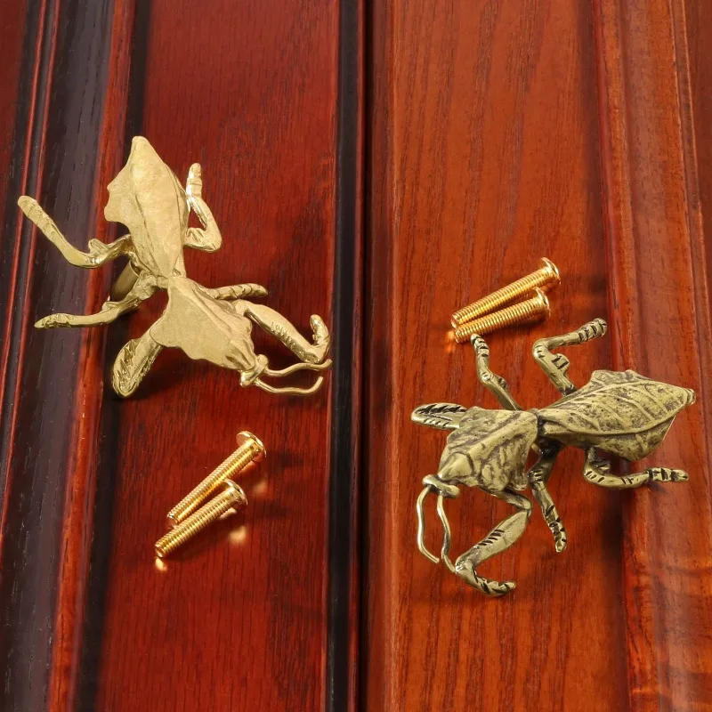 2Pcs Creative Mantis Brass Cabinet Handle, New Chinese Style Drawer Knob, Metal Wall Hook for Home Furniture