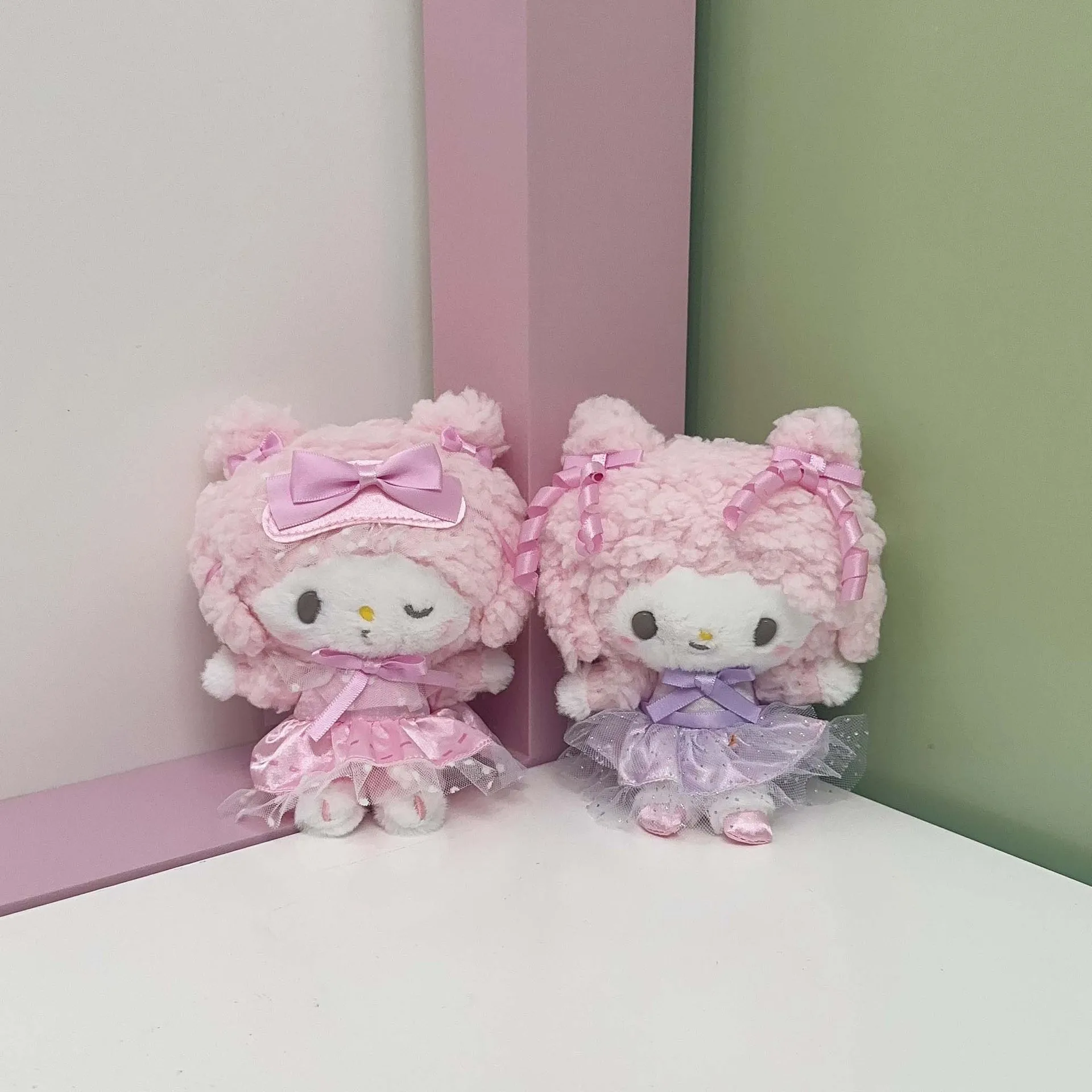 Süßes Sanrio süßes kleines Lamm Klavier Schleife Spitzenrock Plüschtier Anhänger Cartoon Schlüsselanhänger Rucksack Reißverschluss Dekoration Geburtstagsgeschenk