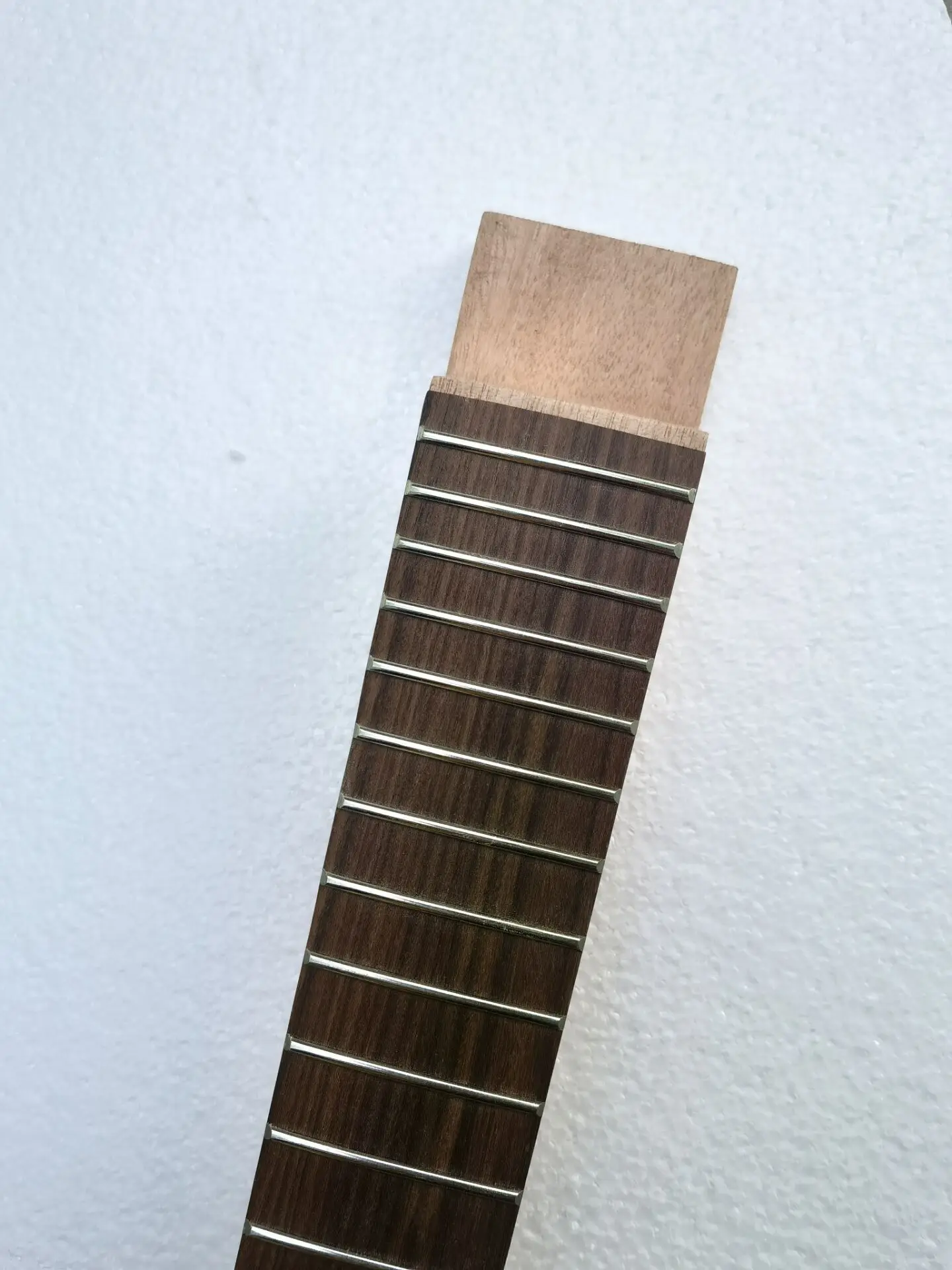 New 1pcs electric guitar neck rosewood Fretboard  Defective product  Special Offer  cheap 22 fret 24.75\'\' Yinfente