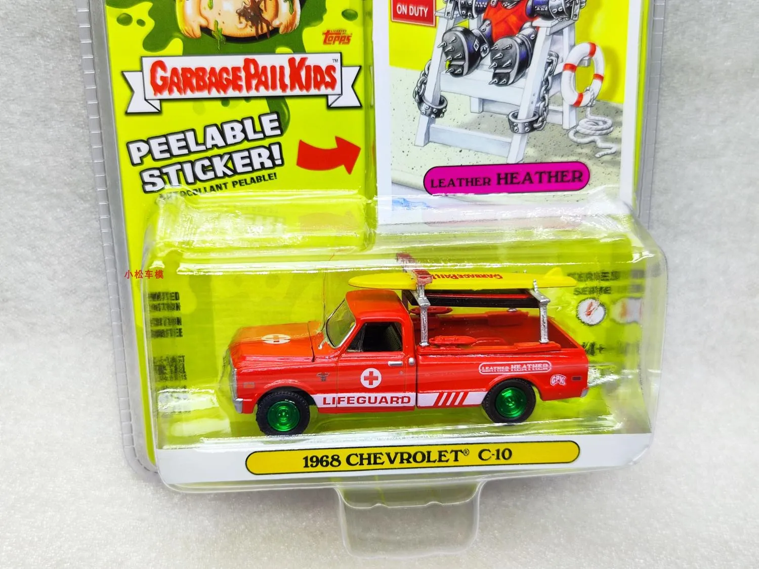 1: 64 Garbage can children's series 4-1968 Chevrolet C-10 Lifeguard duty green version Collection of car models