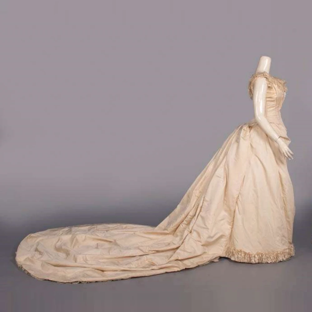 Costume de mariage de princesse historique, gothique, Steampunk, cour royale, sans manches, longue traîne, robe de bal victorienne du sud Belle