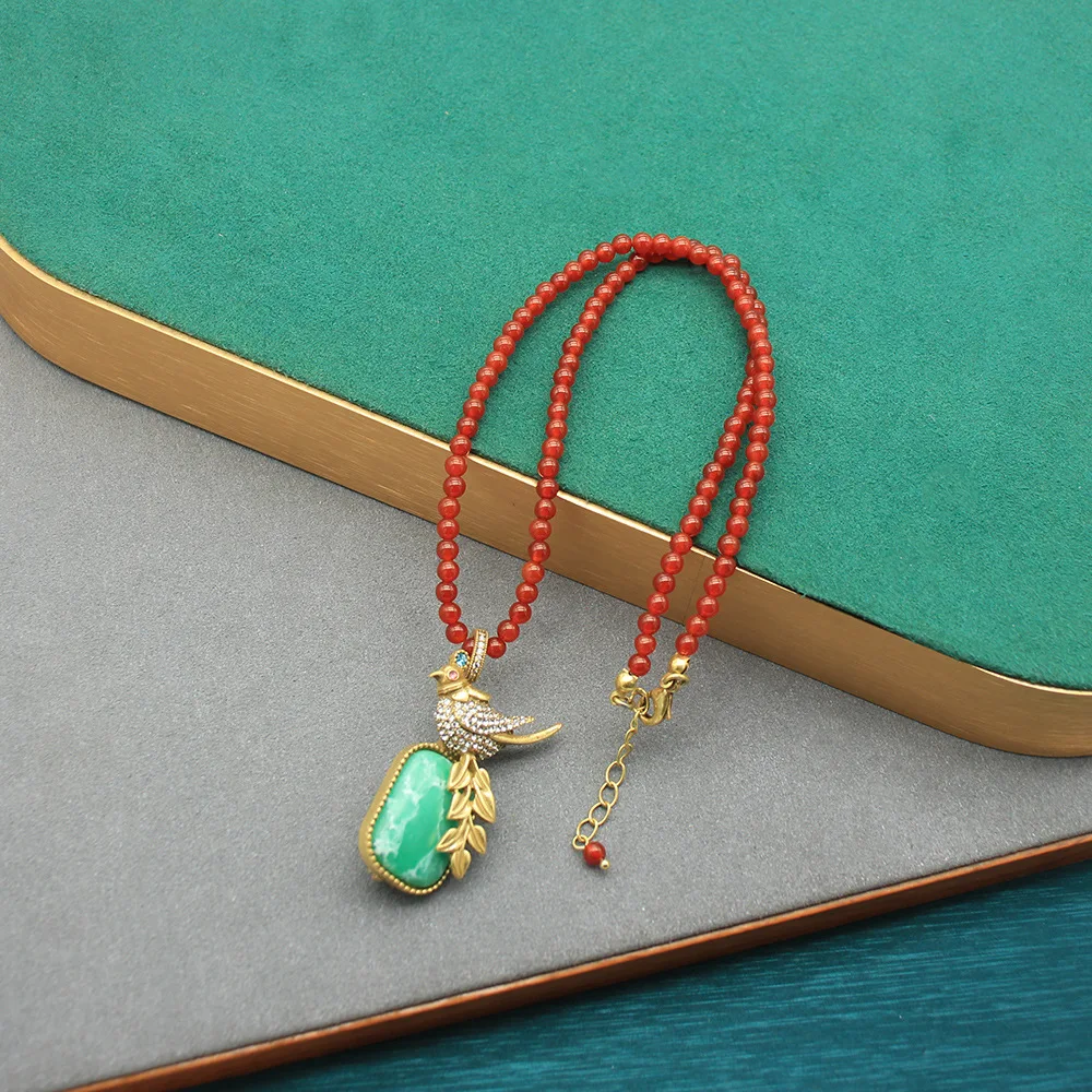 

Medieval Style Red Agate Beaded Chain Gemstone Inlaid Bird Pendant Green Stone Design Brooch