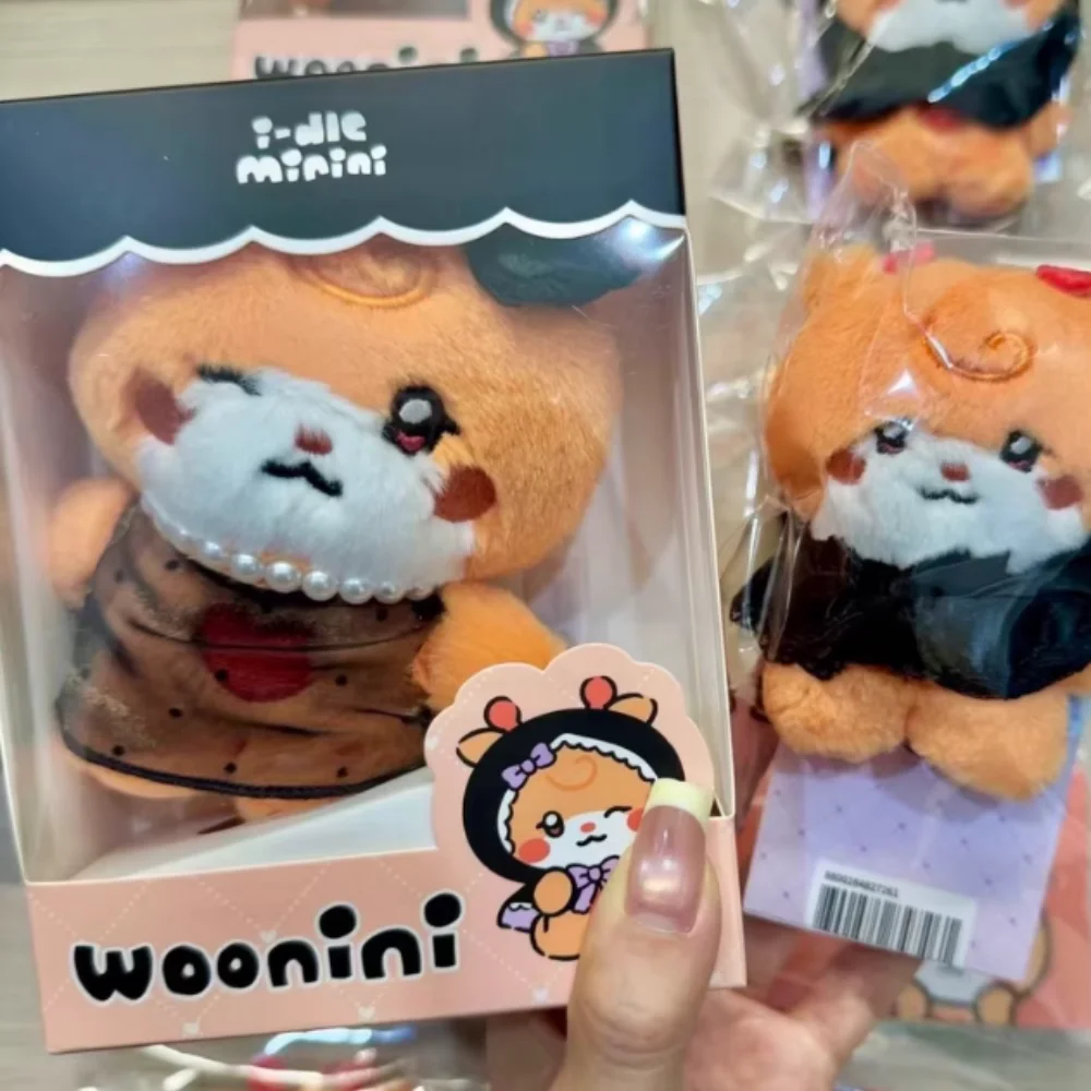 Kpop Idol Girl GIDLE نمط جديد دمى صغيرة محاصر Cho MiYeon Minnie SoYeon Song YuQi Ye ShuHua (G)I-DLE مجموعة هدايا المشجعين