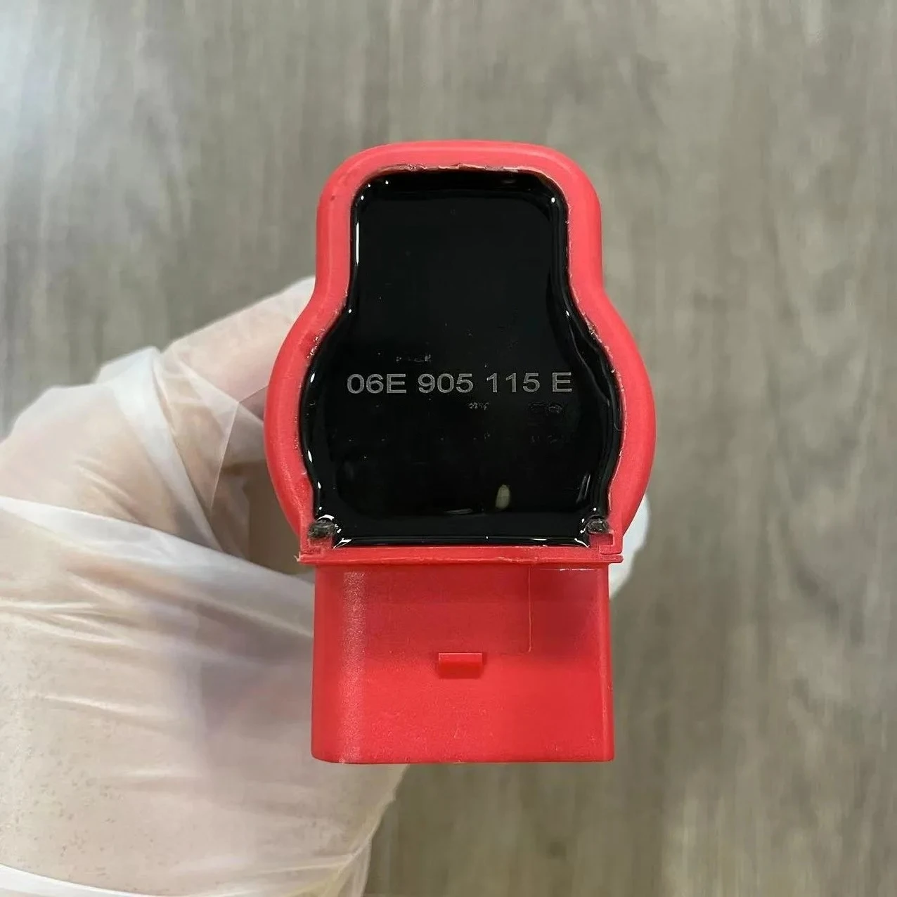 

1pc-4pcs Car Ignition Coil For A3/4/5/6/7/8 TT Q3/5 R8 06E905115 ABCDE 07K905715F