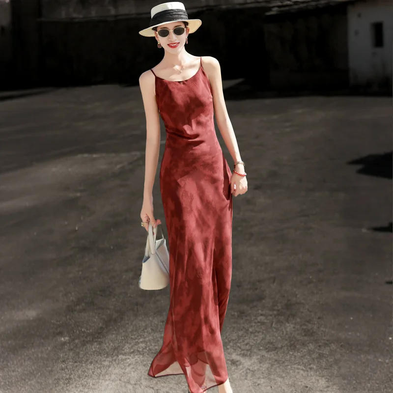 

MEXCOCO Women's Feminine Summer Skin-Brightening Ombre Print Chiffon Spaghetti Strap Sleeveless Slim Fit Dress