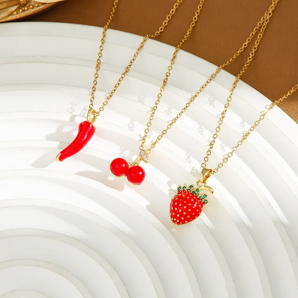 5Pcs/New Fashion Cherry Chili Strawberry Pendant Necklaces Women Sweet Temperament Design Necklace Party Jewellery Gif