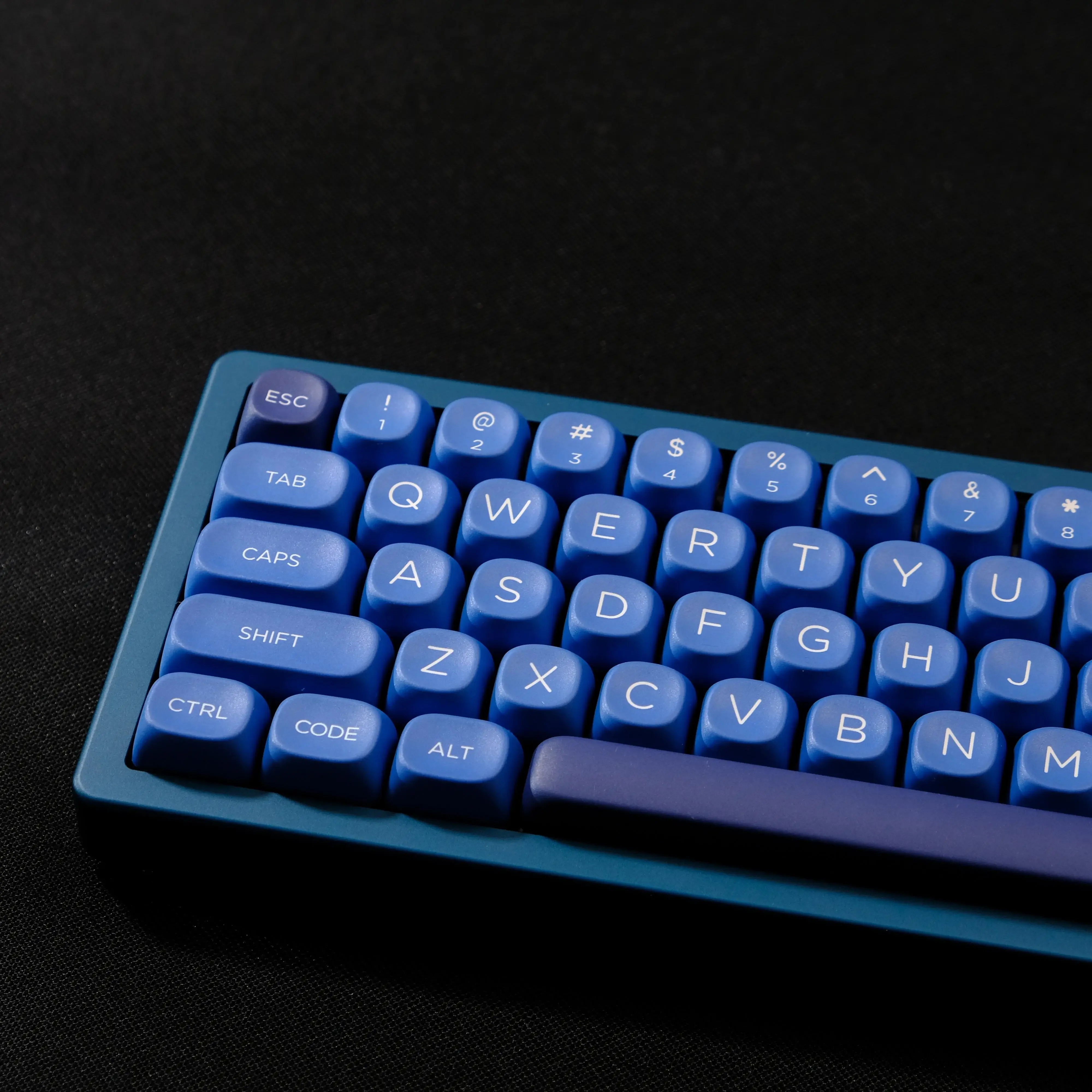 GMK Striker Keycaps MOA Height PBT Sublimation made68 60 Rain 75 87 104 108