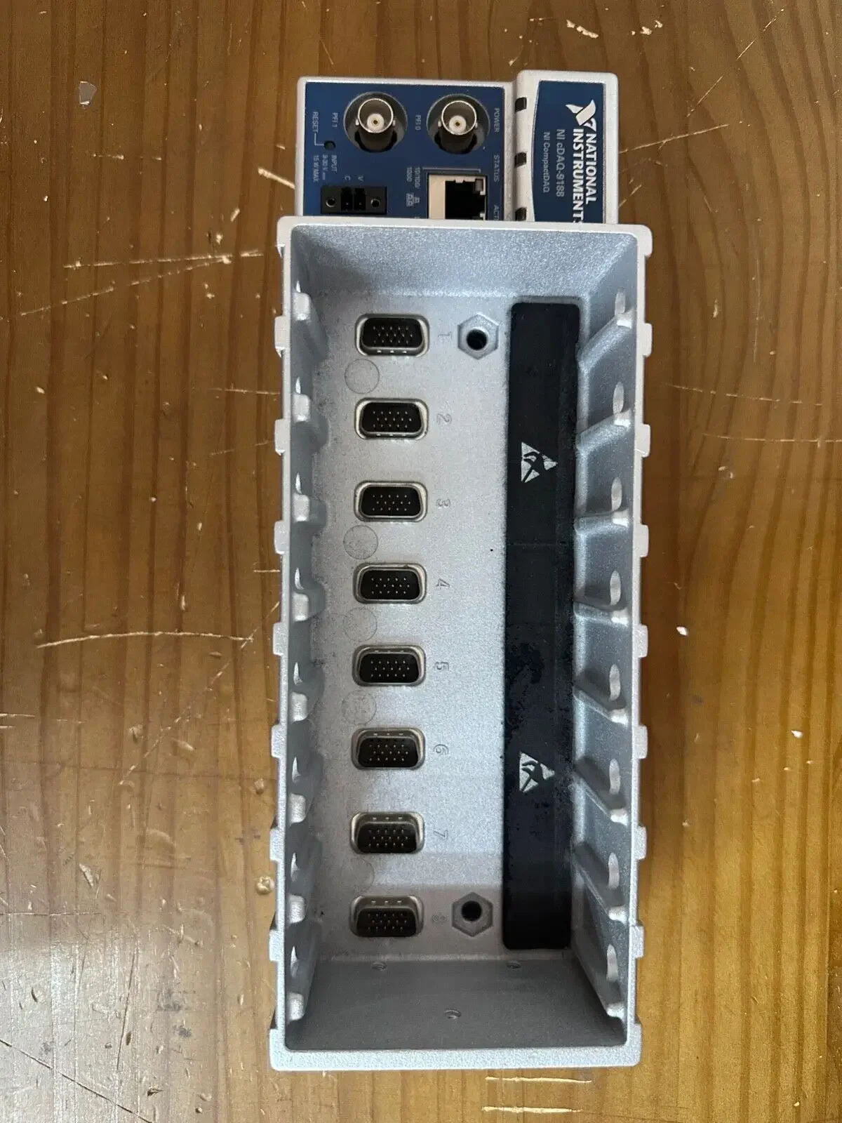 

Шасси National Instruments CDAQ-9188 Ethernet CompactDAQ, 8 слотов