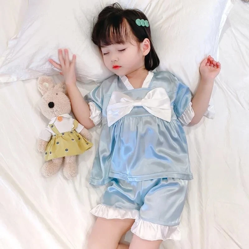 

Girls Summer Thin Ice Silk Pajamas Suit Sweet Style Children's Home Clothes Baby Girl Bow Short-sleeved Pajamas Two-piece Set