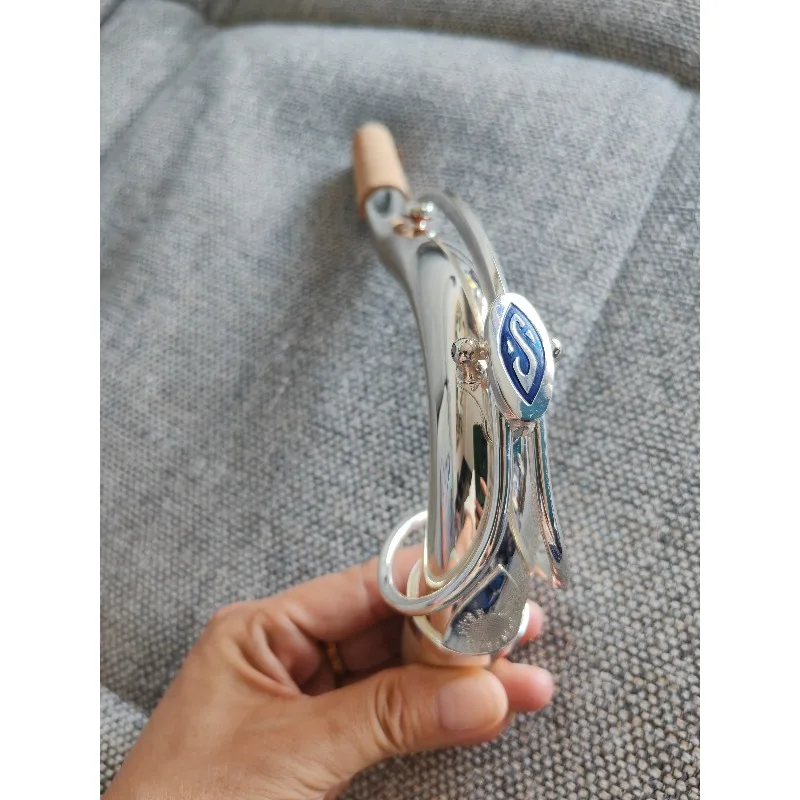 Silver-plated tenor saxophone curved neck, lower B tenor curved neck, good sound