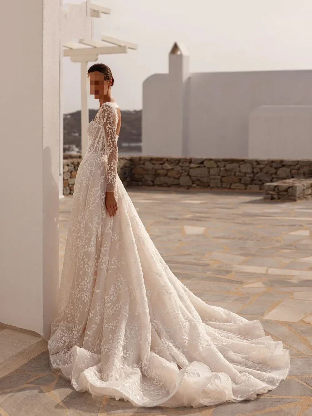 Maßgeschneiderte herzförmige Brautkleider, Spitzenapplikationen, Brautkleid mit langen Ärmeln, Perlen, A-Linie, Tüll, lange Brautkleider