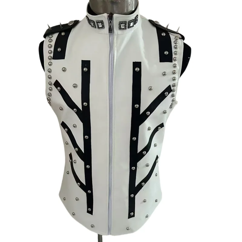 手作りメンズホワイトリベットパッチワークレザーベストパーティーショークラブステージパフォーマンス衣装ナイトクラブ男性歌手DJ衣装