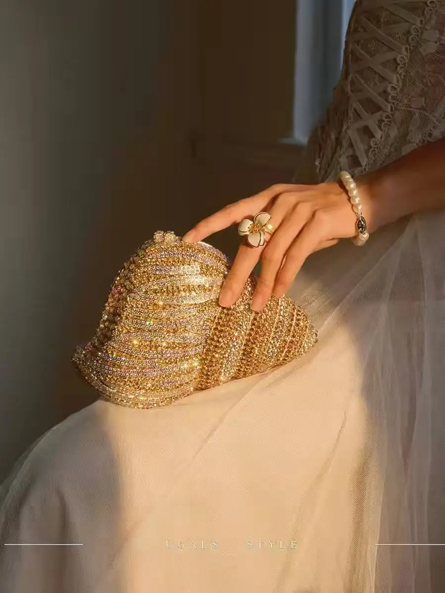 

Luxury Glitter Couch Shaped Clutch Purse Crystal Rhinestones Diamond Evening Bag Wedding Party Banquet Bag Fashion Shoulder Bag