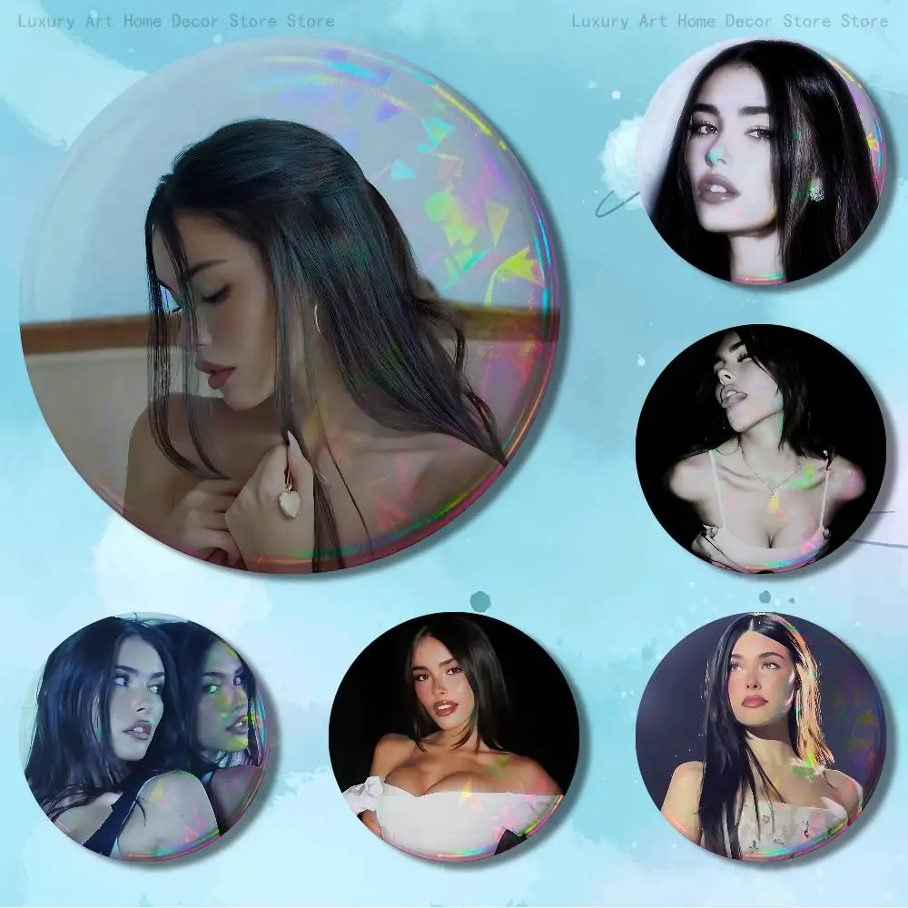 

M-Madison B-Beer Locket 58mm 44mm HD Print Brooch Badges Pretty Derby Round Display Brooches Lapel Pins