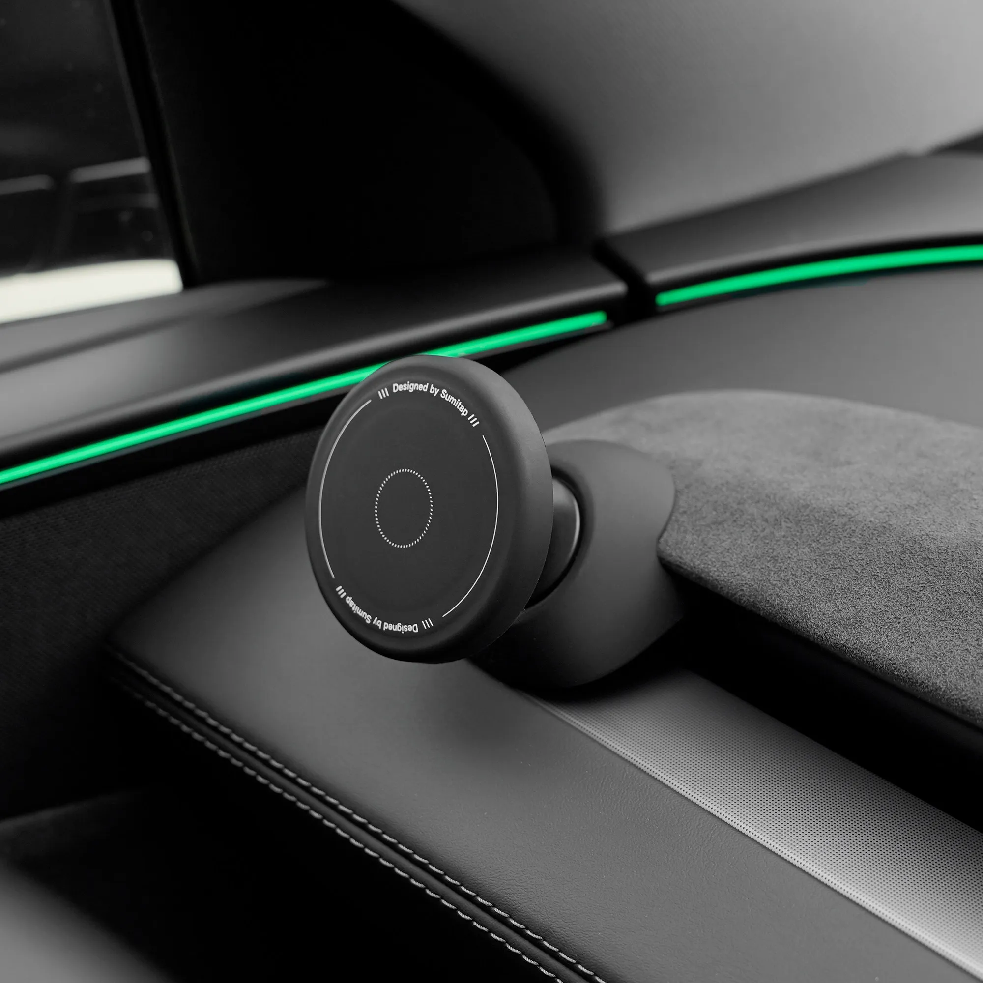 Silicone Magnetic Phone Holder for Tesla Model 3 Highland Model Y Juniper LHD RHD Car Mount Interior Accessories MagSafe