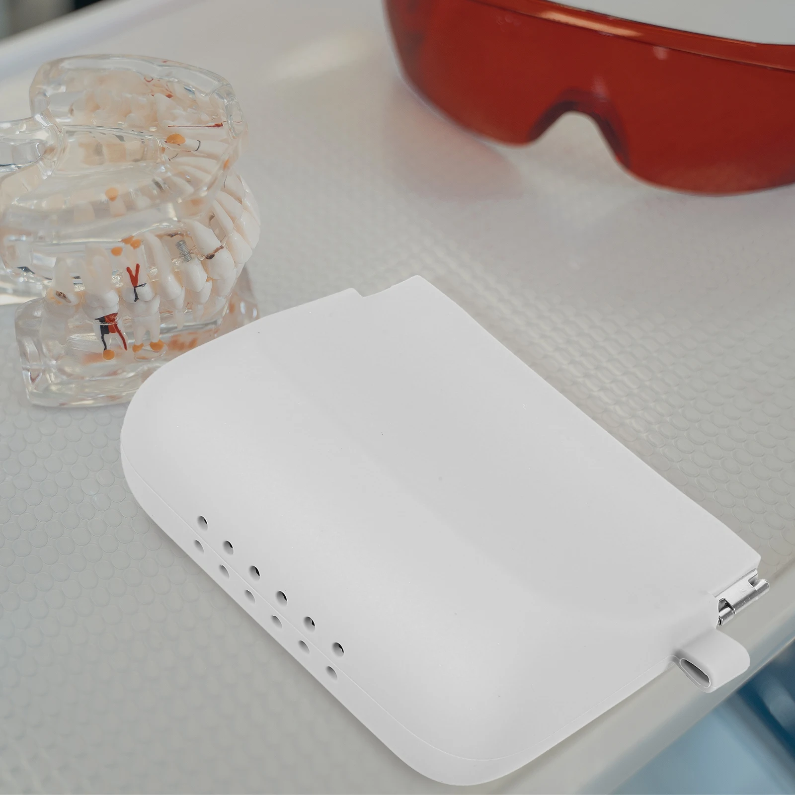 

Silicone Teeth Aligner Case Grey Retainer Container Portable Denture Box Storage Supplies Travel Mouthguard HOLDER Large