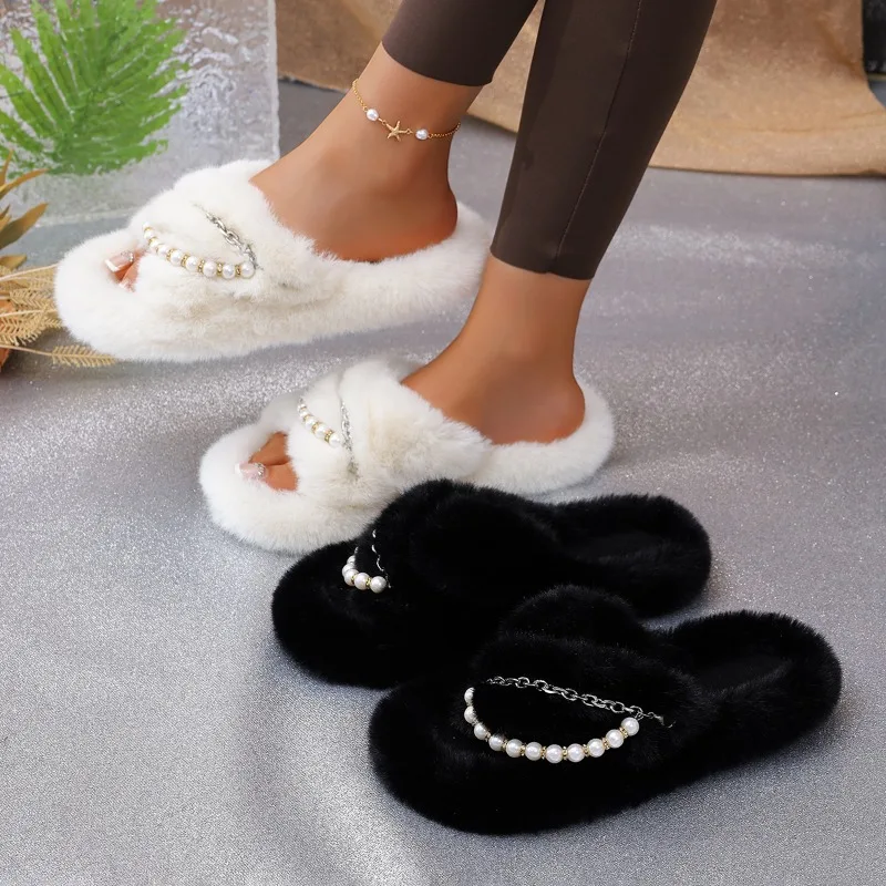 Luxury Pearl Chain Decoration Short Plush Warm Women Shoes 2026 Winter Round Toe Comfortable Soft Soled Casual Cotton Slippers