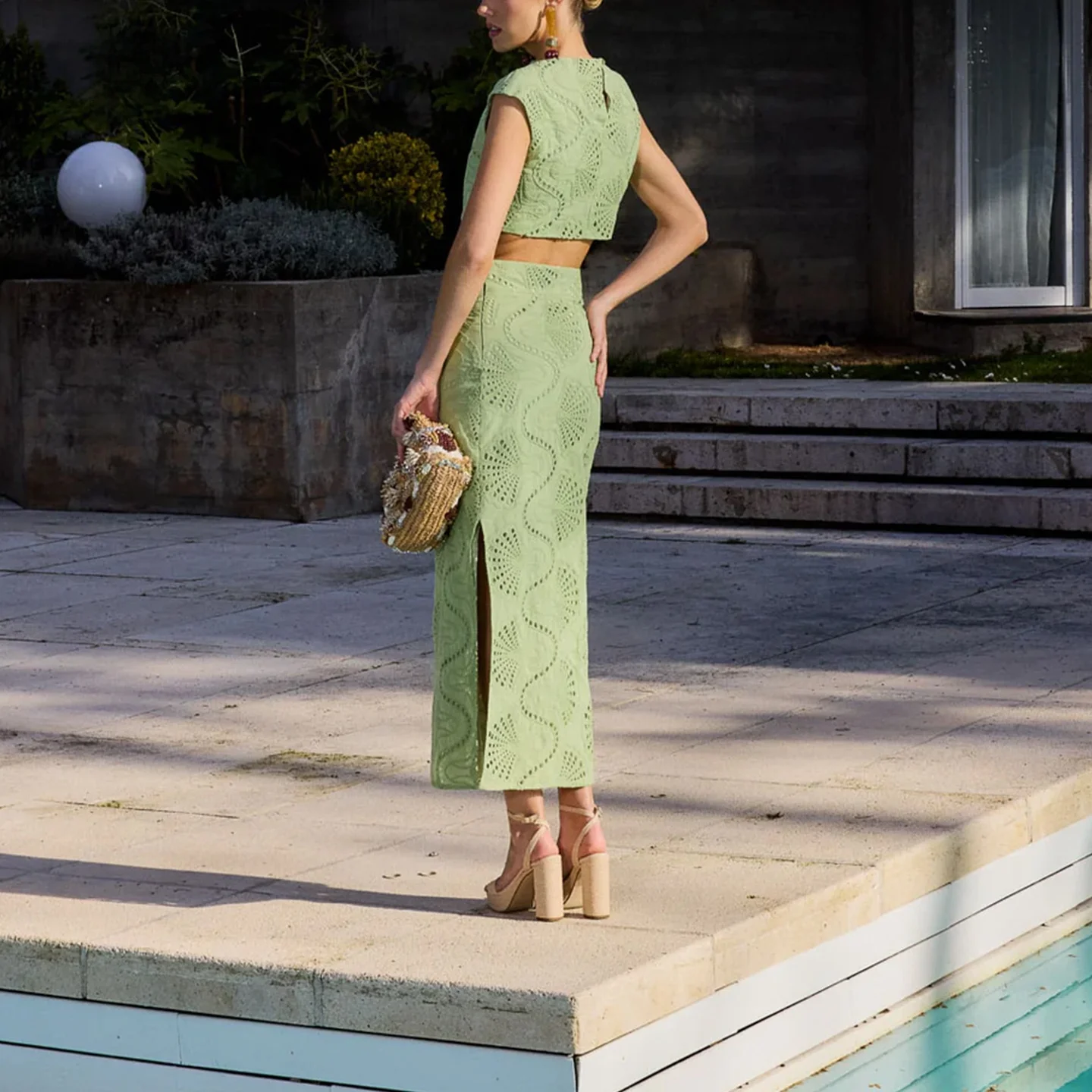 

Faionable Embroidered Split Vest And Skirt Set Summer 2025 Women's Personali Long Pants ort Sve round Ne Ensemble