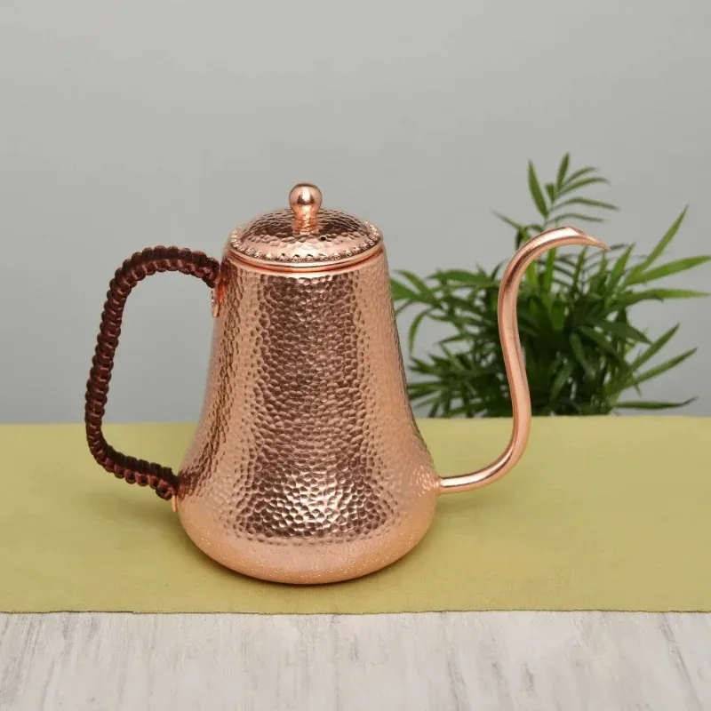 Thin-spouted Jug Handmanual Copper Drip Coffee Pot Sturdy Brewing Vessel Essential Accessory for Coffee Aficionados 500ML 900ML