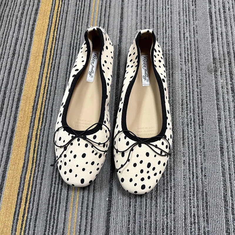 Neue modische Damen-Ballerinas mit runder Spitze, flache Slip-On-Schuhe, weiche, bequeme, elegante Damenschuhe mit flachem Absatz – Detail 25