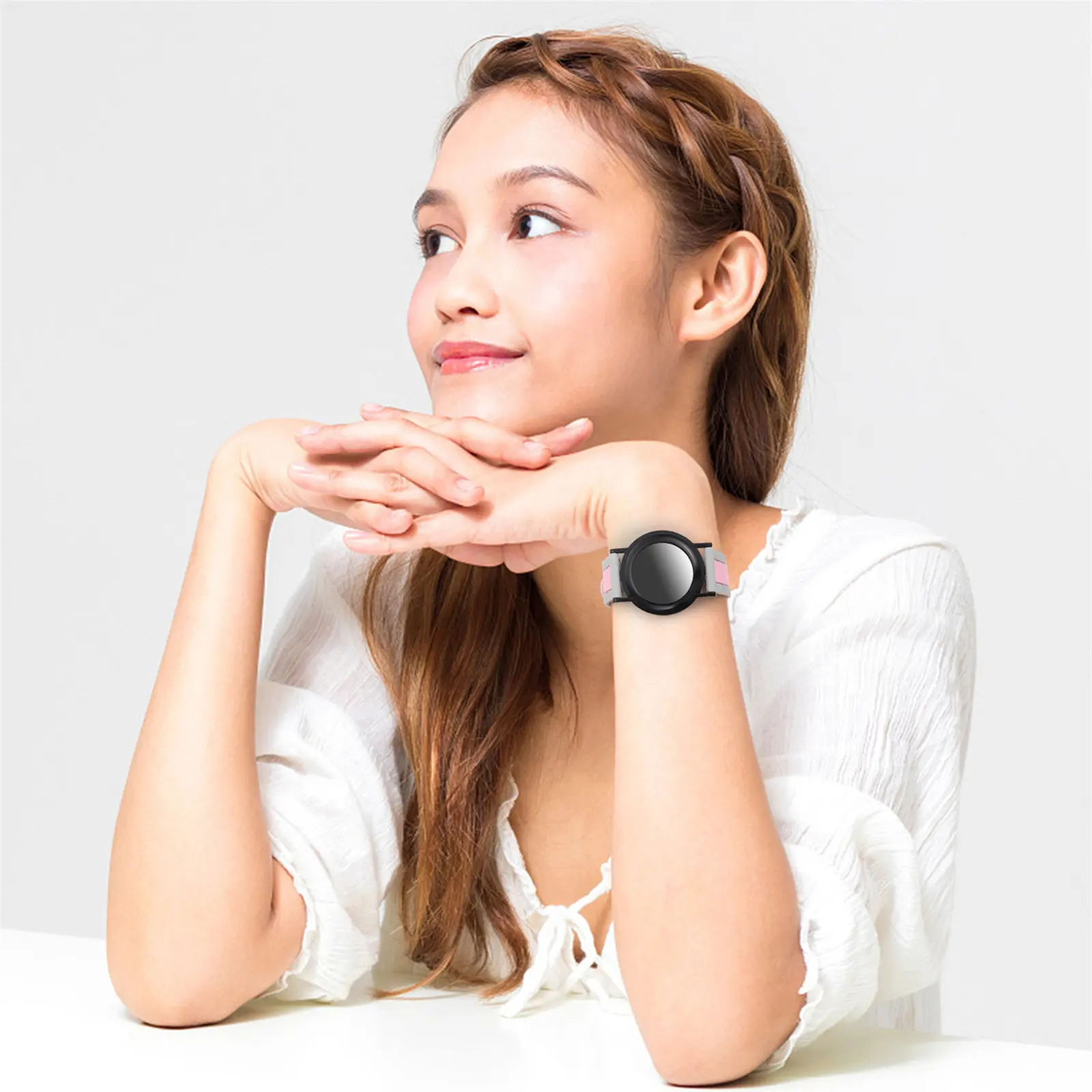 

Silicone Watch Strap Protective Case Soft Cushioned Sweat-Proof Scratch-Resistant Design Secure Lock for Tracking