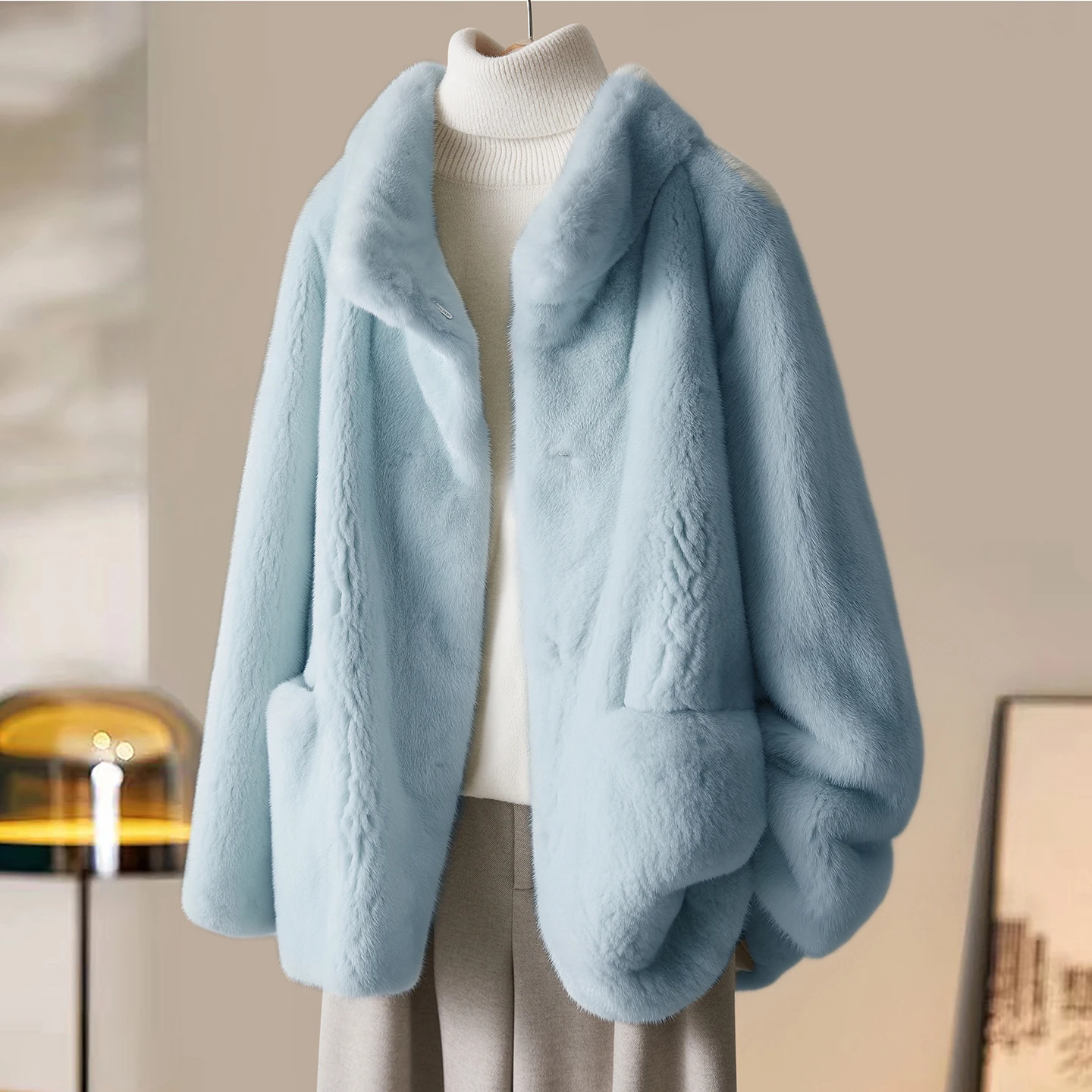 معطف فرو طبيعي فاخر من Tcyeek ملابس شتوية للنساء سترة من الفرو الحقيقي معطف نسائي دافئ من المينك بالكامل جديد في معاطف 2025 الفلسطينية