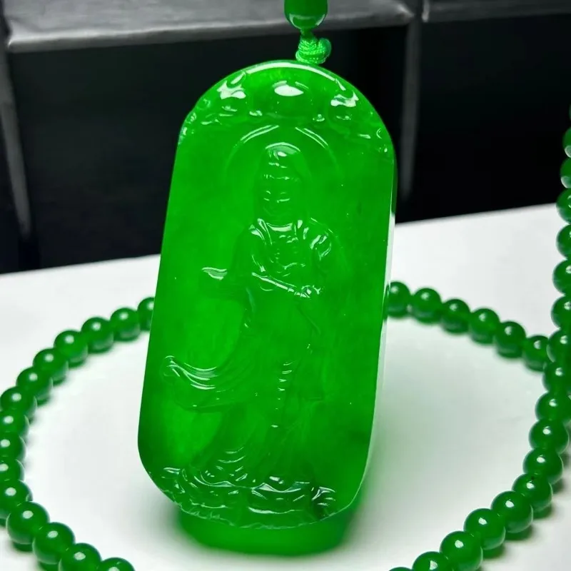 

Ice Green Guanyin Pendant Men's Pendant Necklace Jewelry